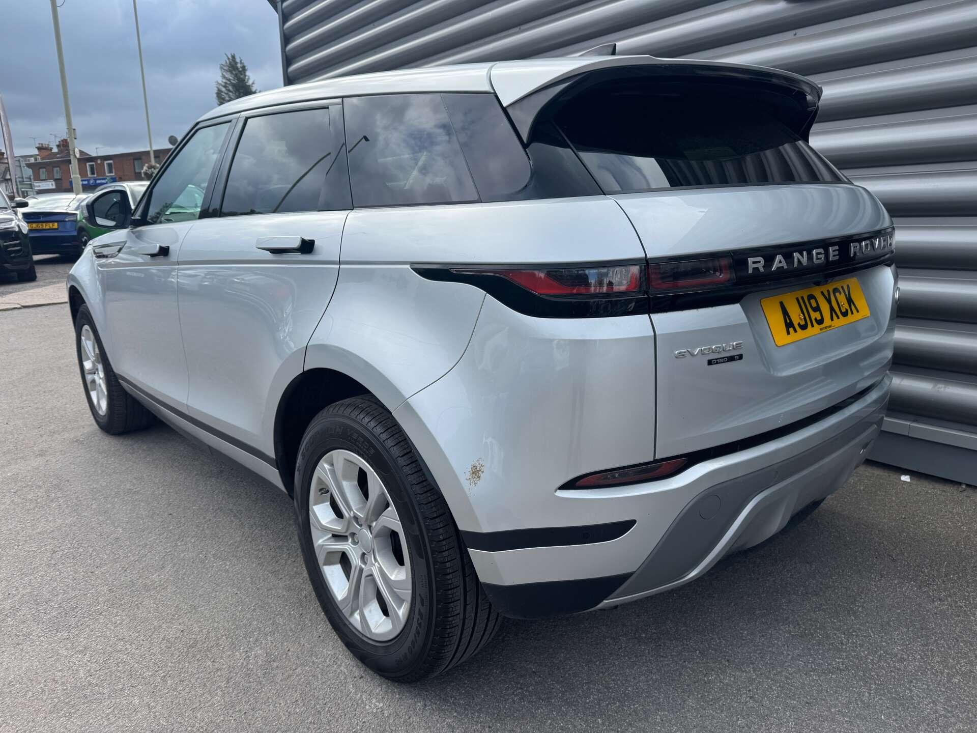 Land Rover Range Rover Evoque view 5