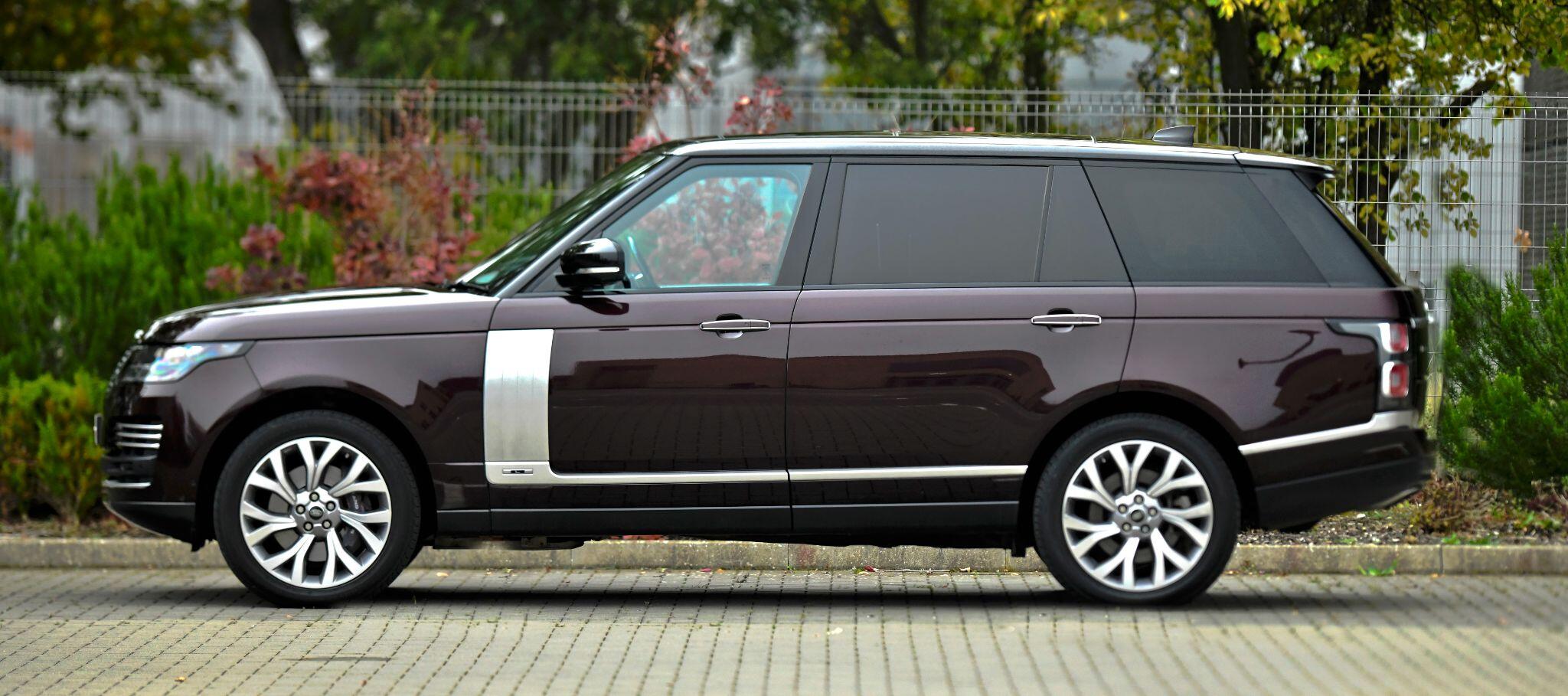 Land Rover Range Rover view 17