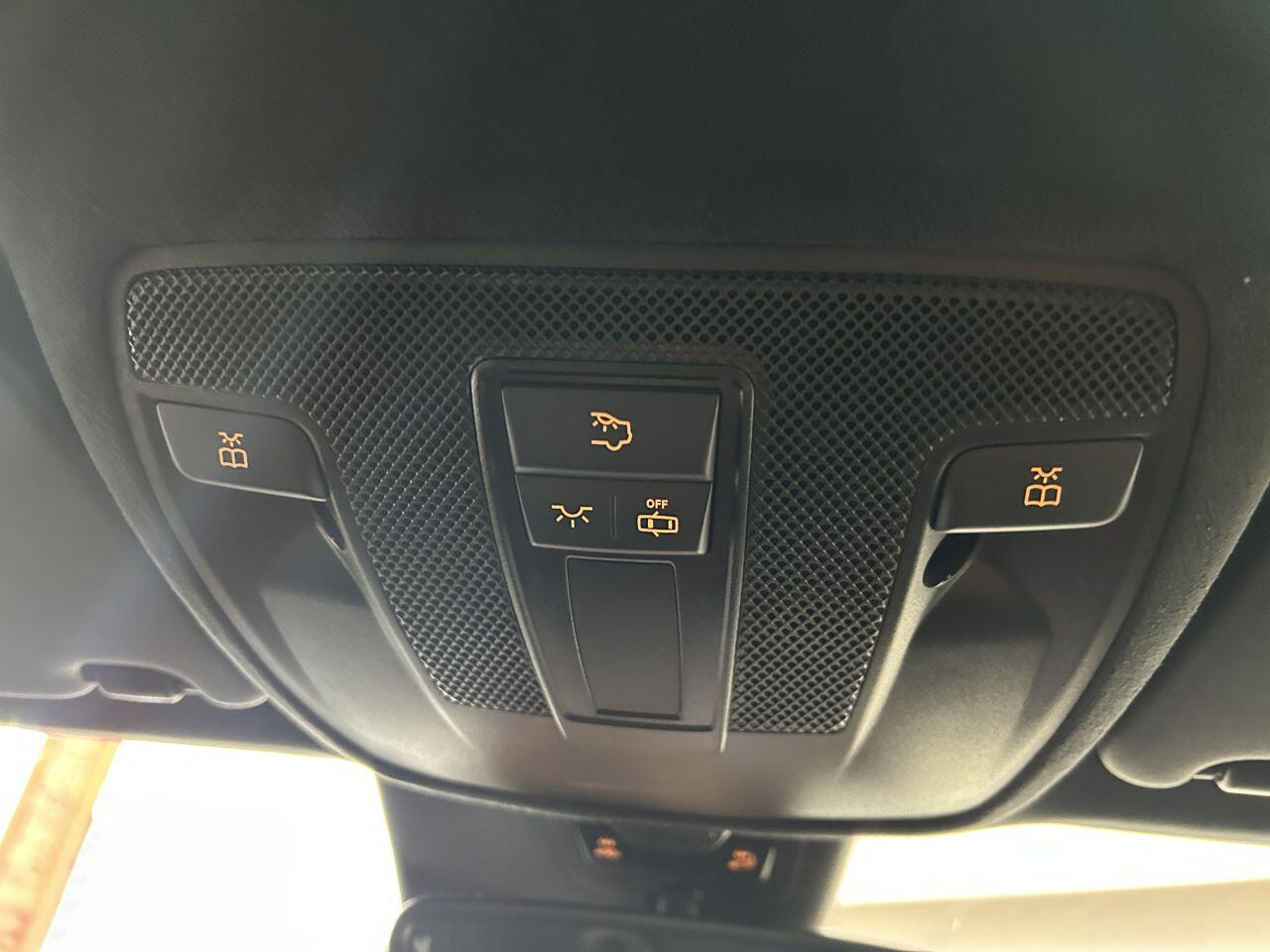 Infiniti Q30 view 53