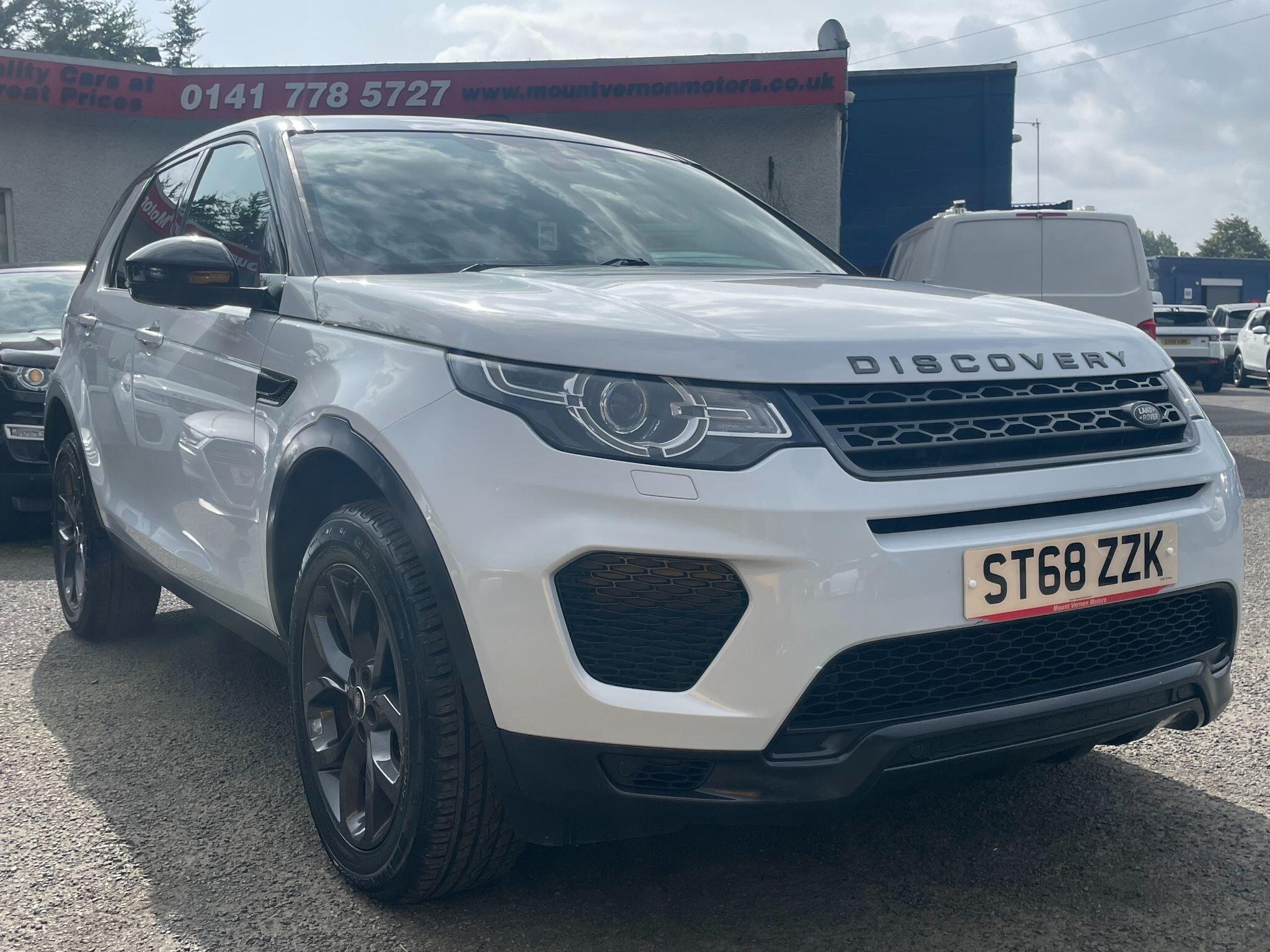 Land Rover Discovery Sport view 17