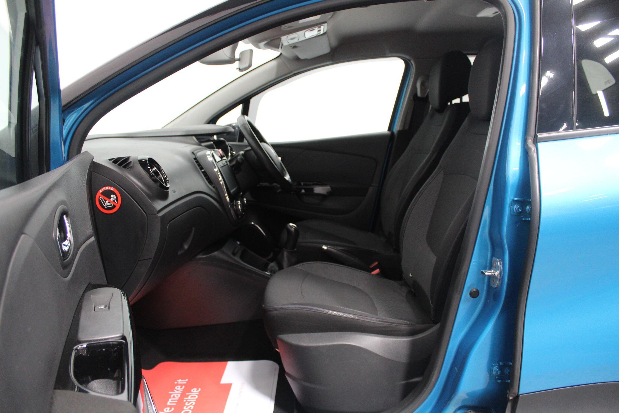 Renault Captur view 48