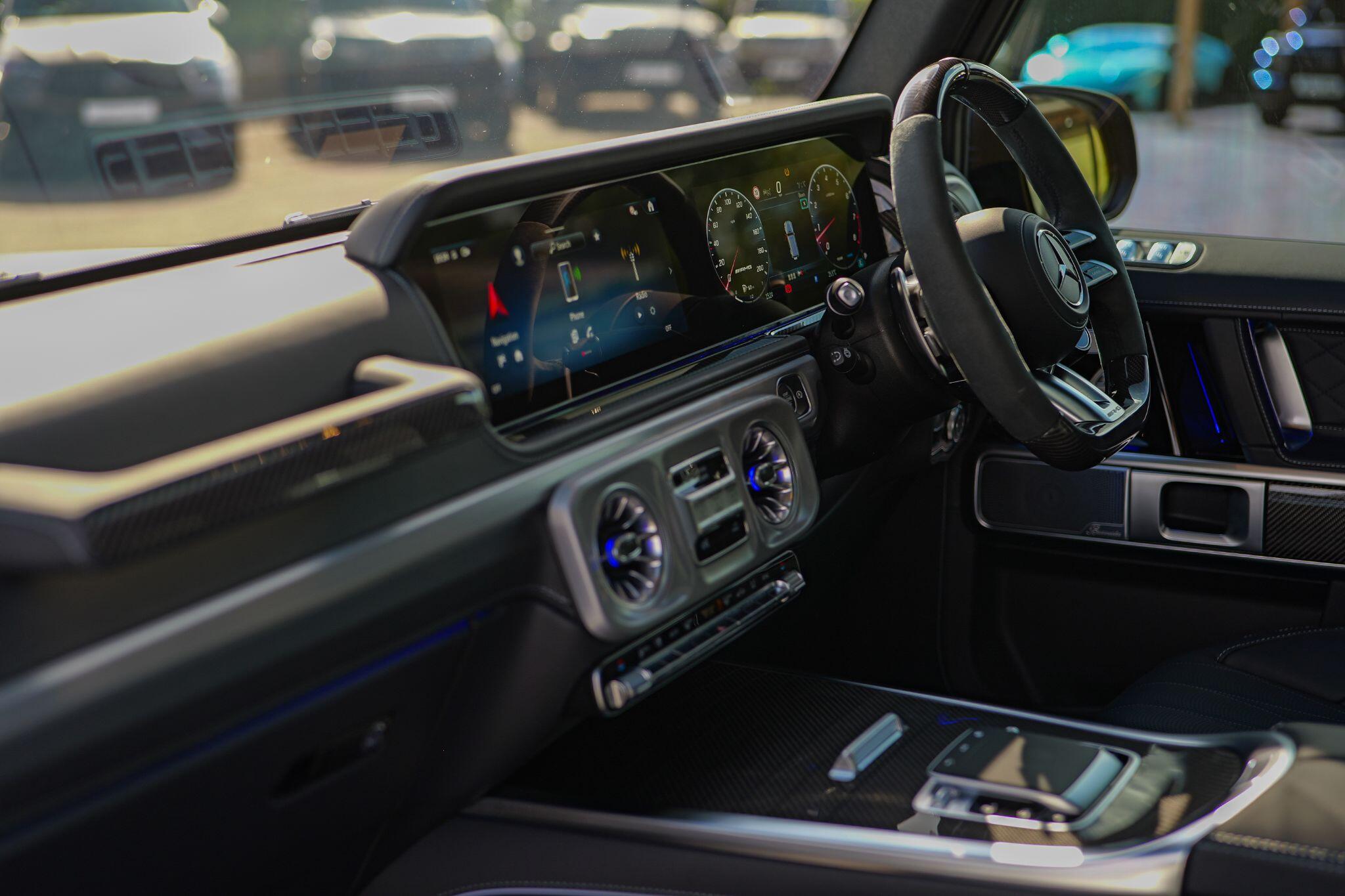 Mercedes-Benz G Class view 22