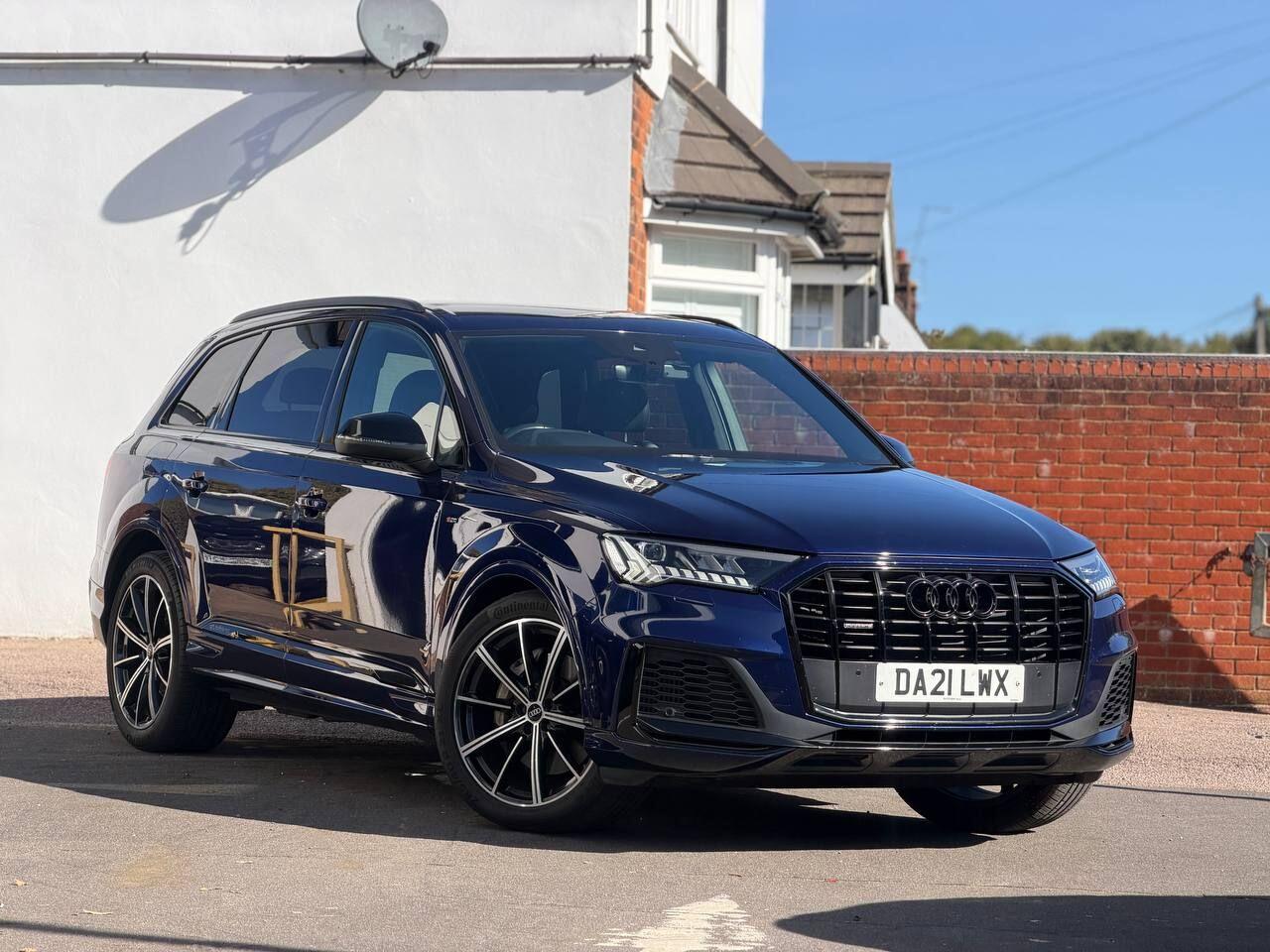 Audi Q7 view 57