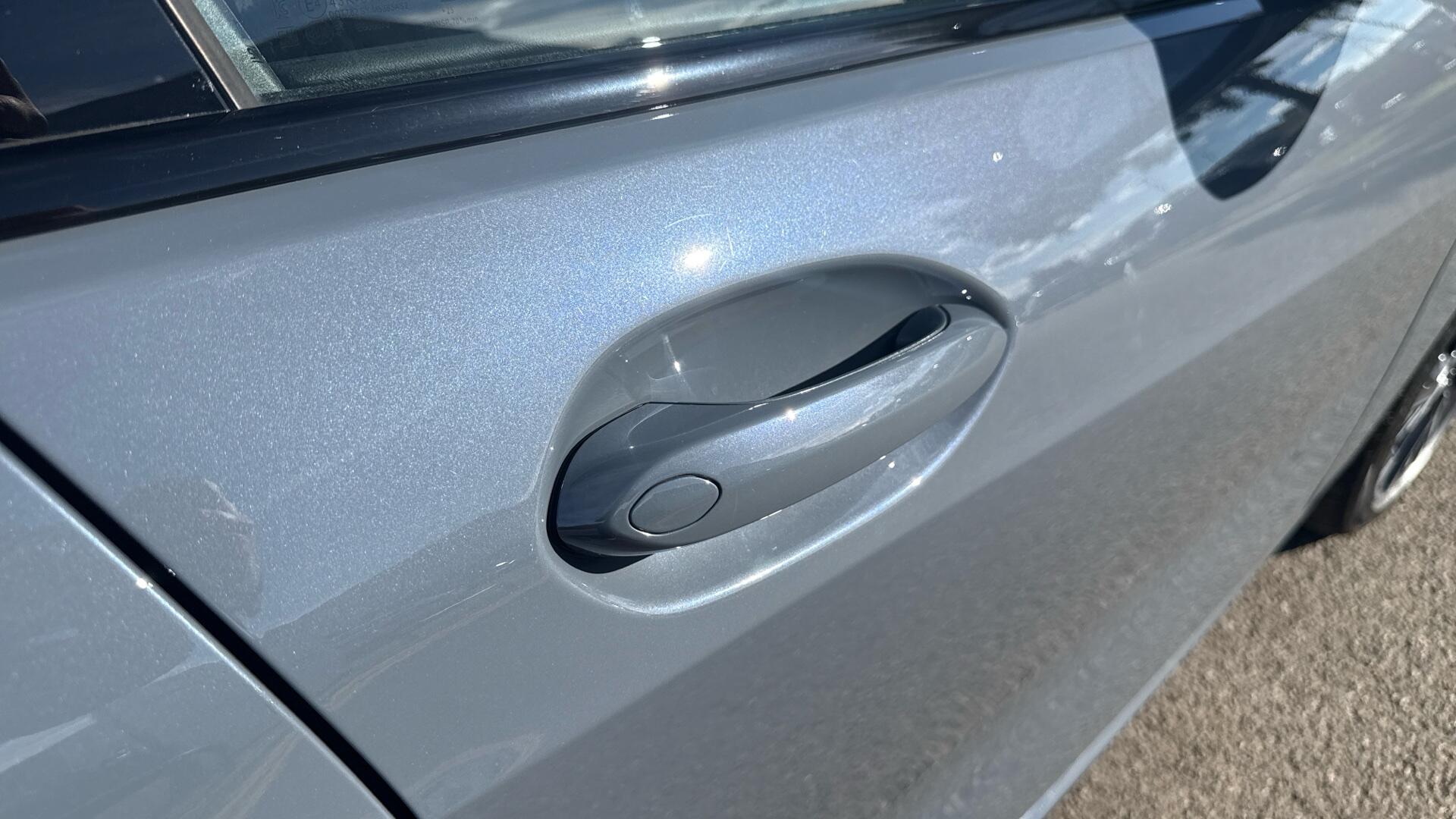 BMW 1 Series view 33
