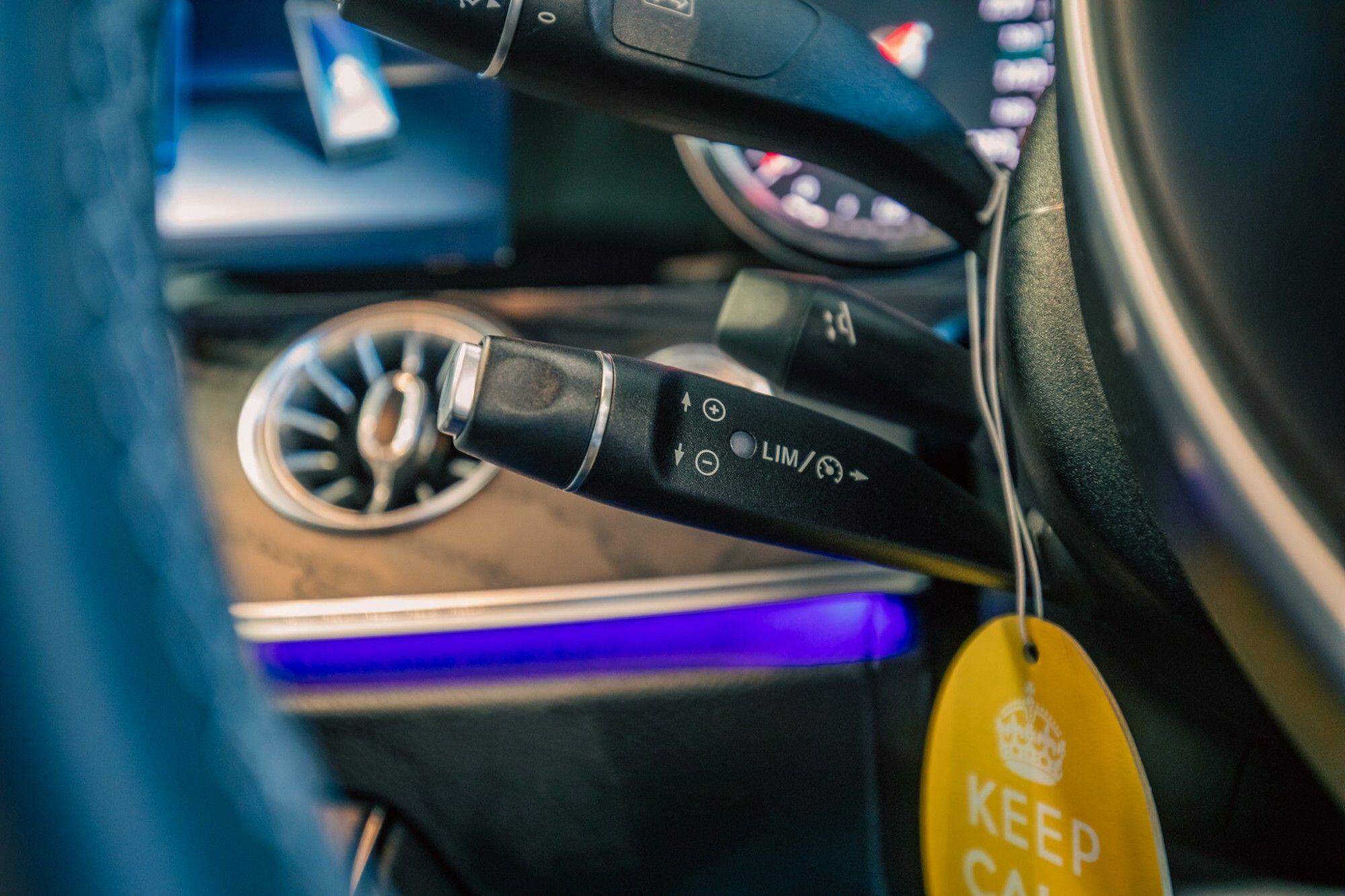 Mercedes-Benz E-Class view 13