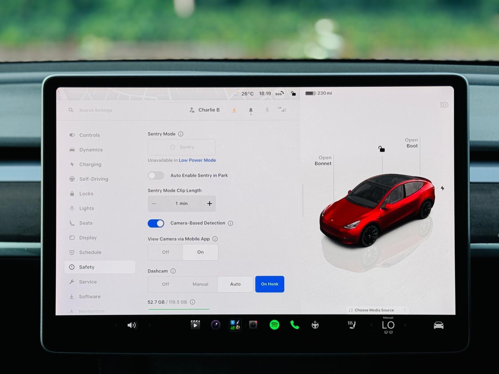 Tesla Model Y view 31