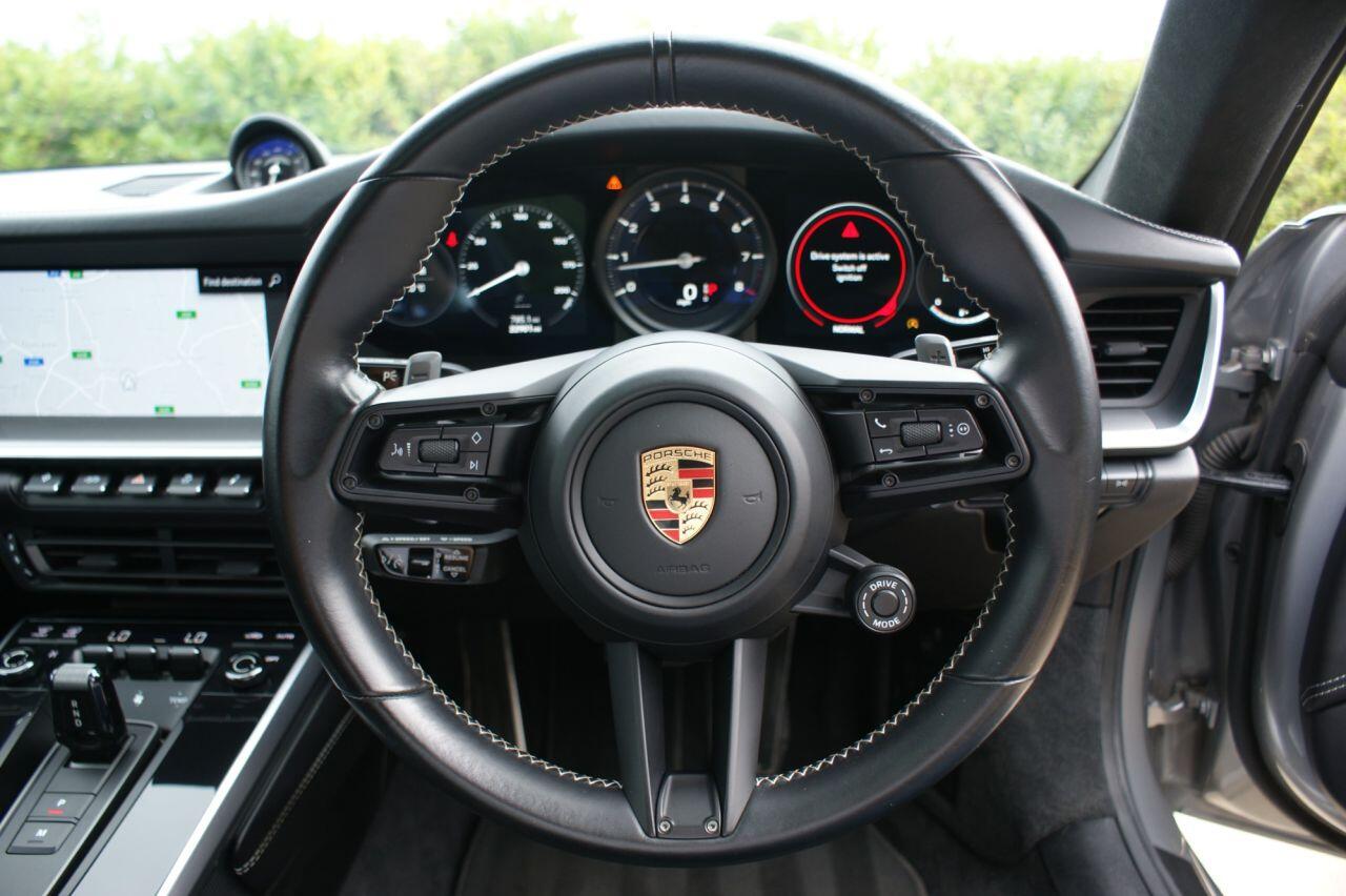 Porsche 911 view 73