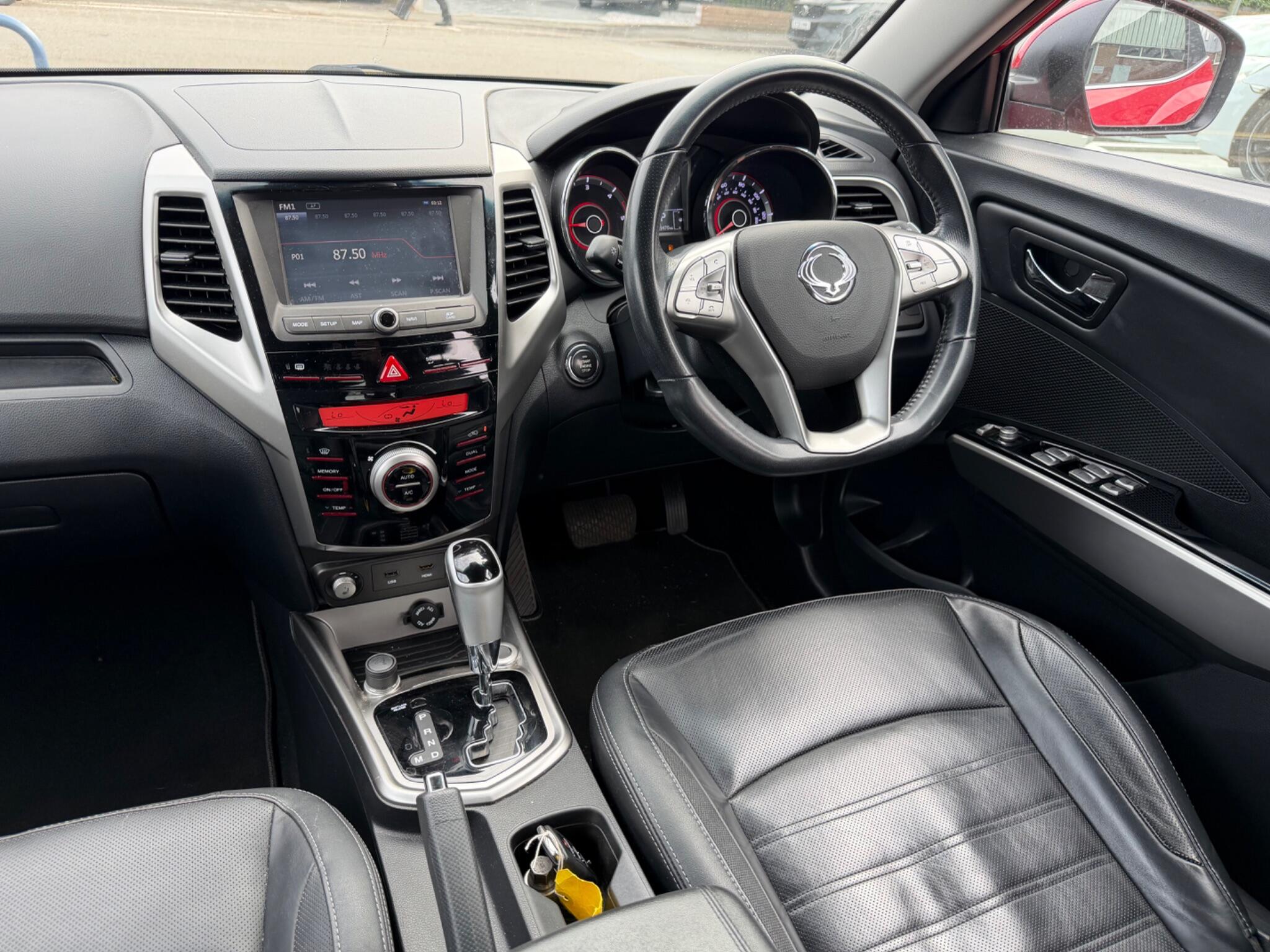 KGM Tivoli view 35