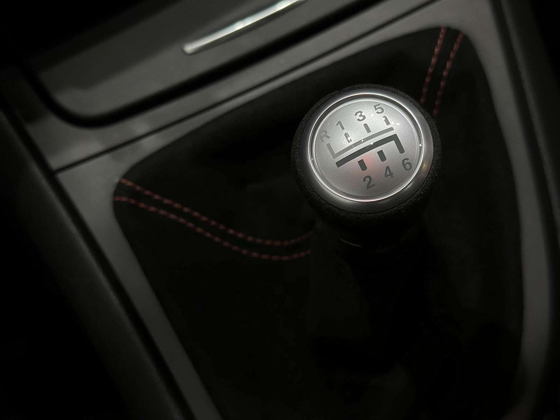 BMW 1 Series view 77