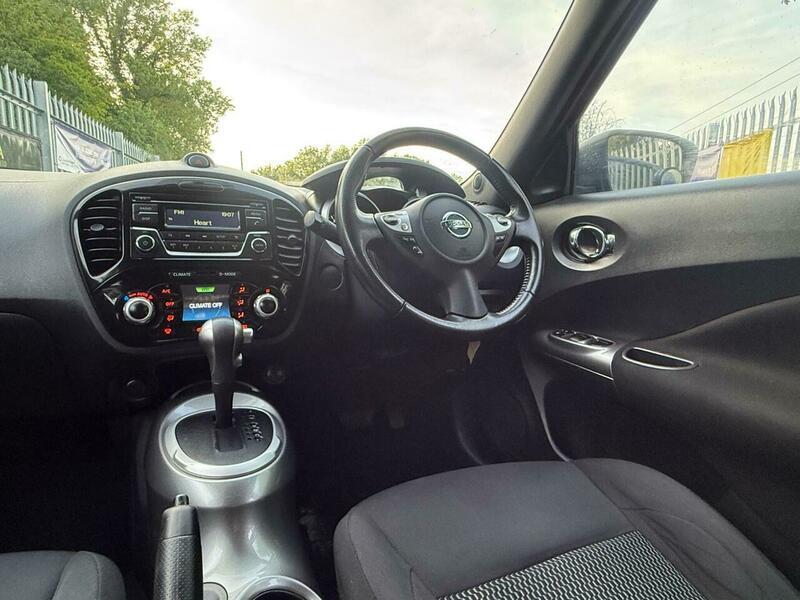 2014 Nissan Juke image 34