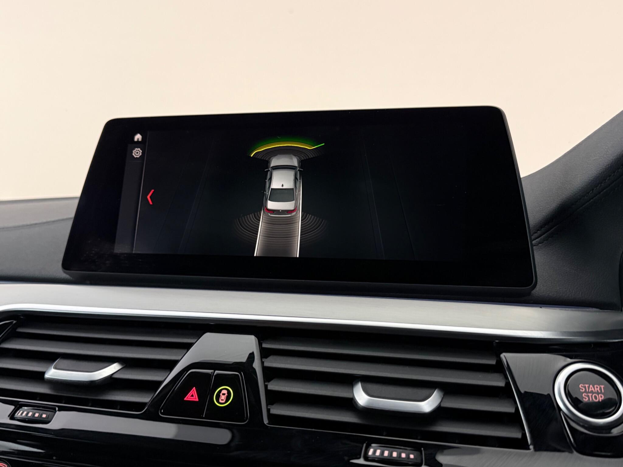 BMW 5 Series view 22