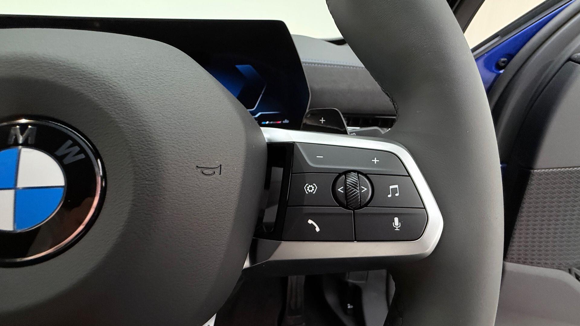 BMW X2 view 18