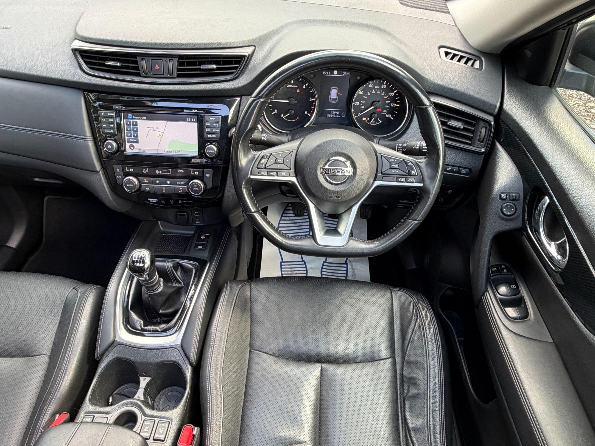 Nissan X-Trail view 25