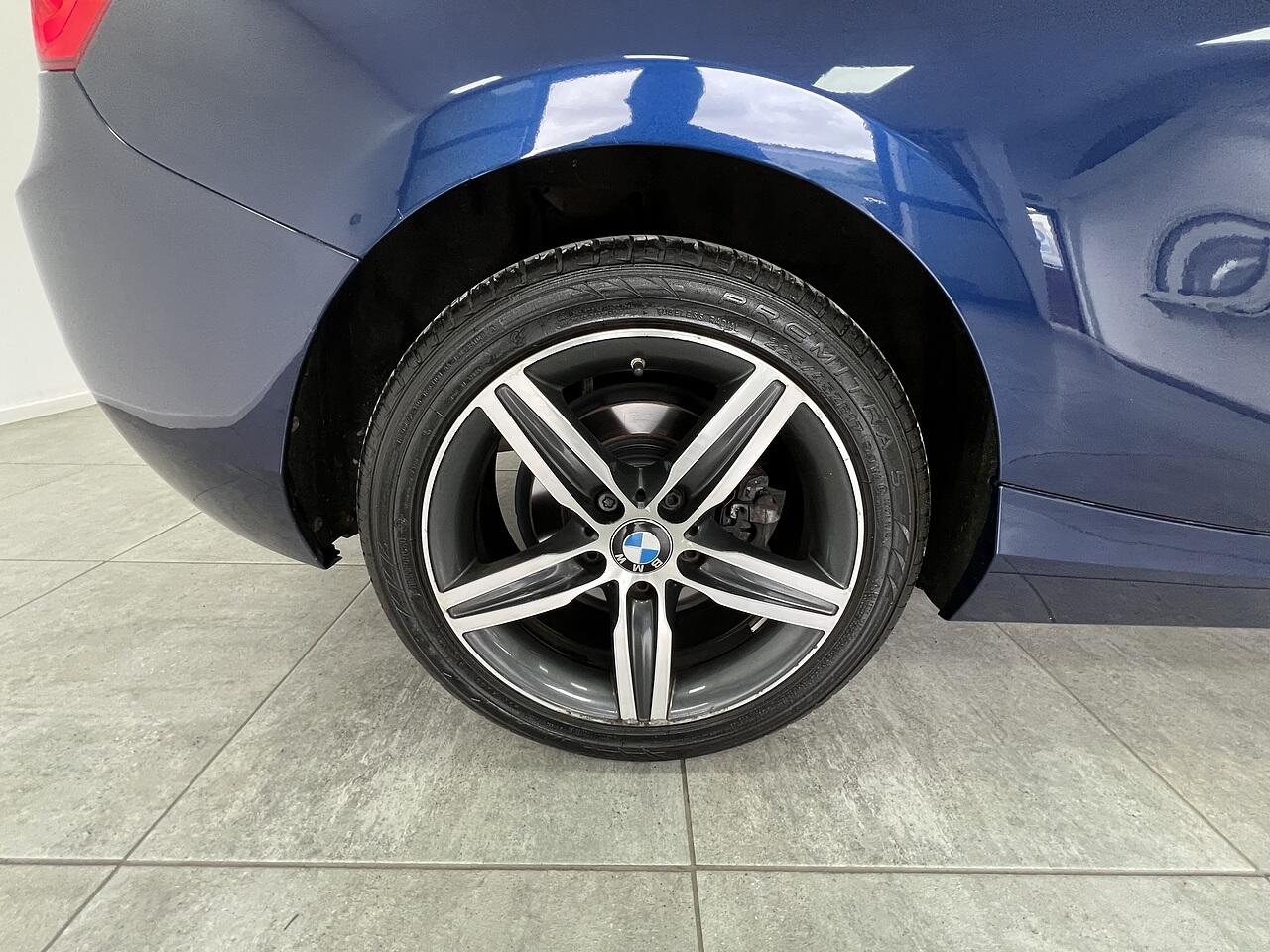 BMW 1 Series view 20