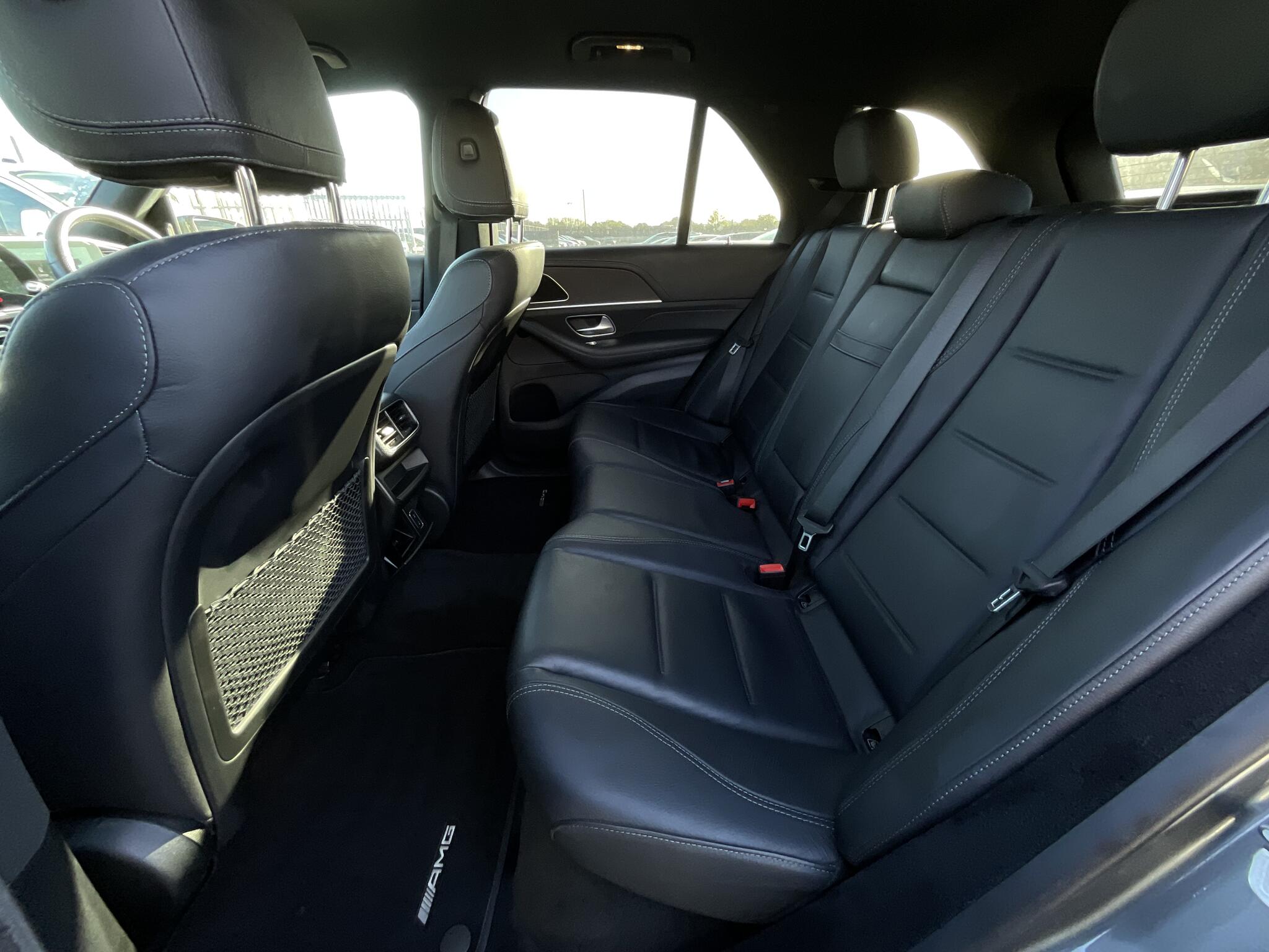 Mercedes-Benz Gle view 15
