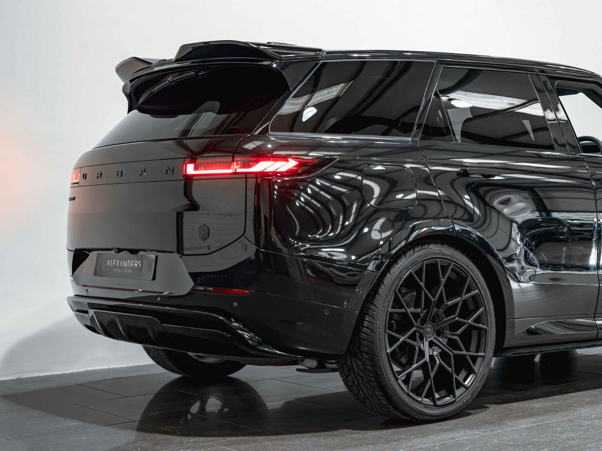Land Rover Range Rover Sport view 13