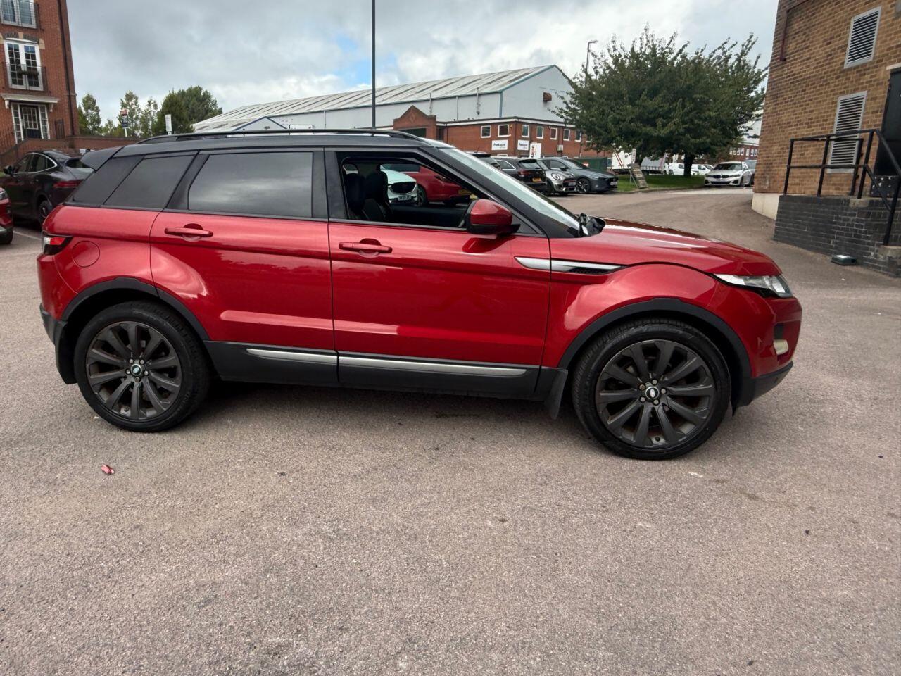Land Rover Range Rover Evoque view 42
