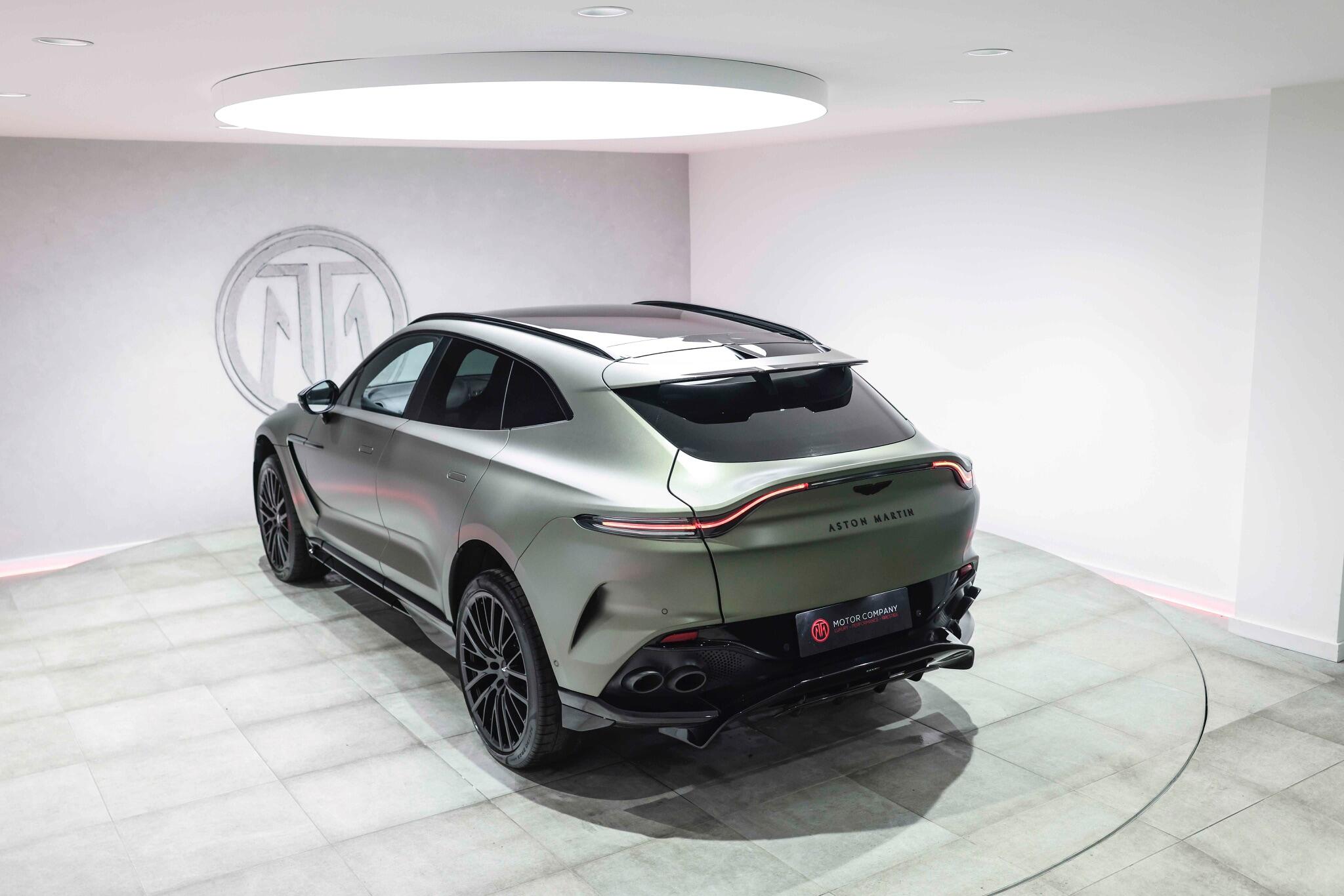Aston Martin DBX view 12
