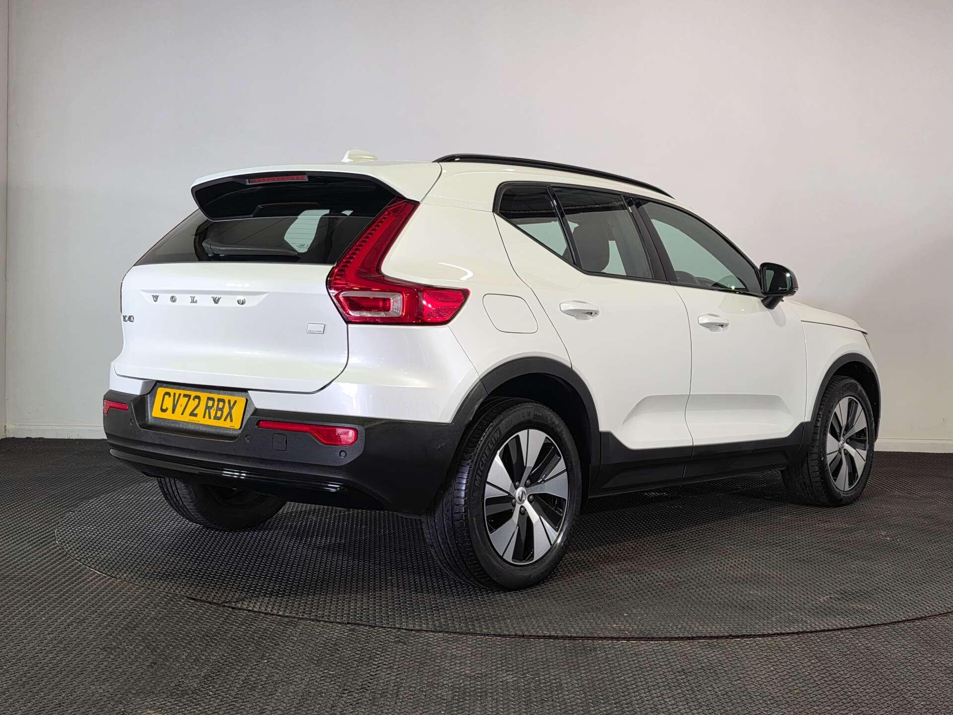 Volvo XC40 view 7