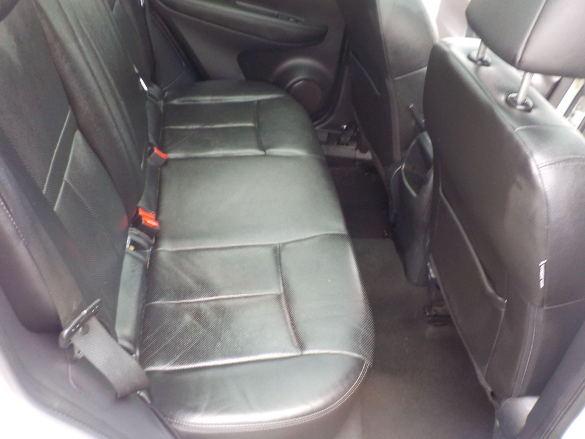 Nissan Qashqai 1.6 dCi Tekna 2WD Euro 5 (s/s) 5dr