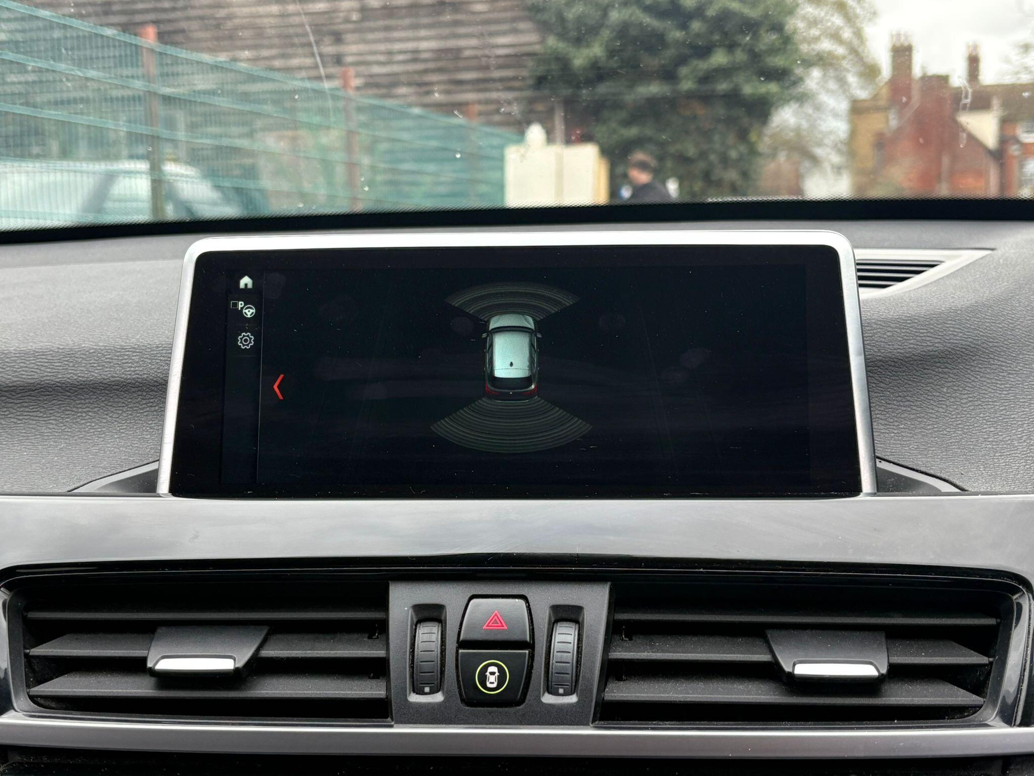 BMW X1 view 9