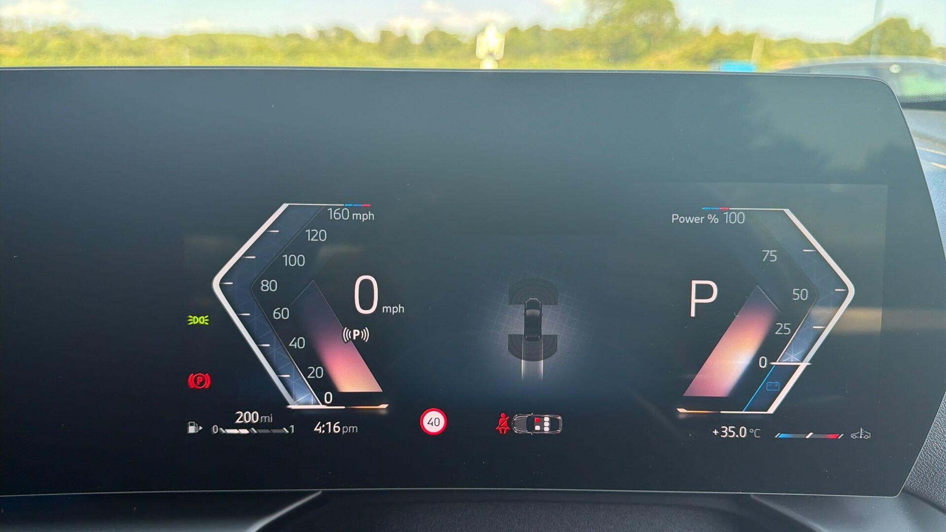 BMW 2 Series view 9