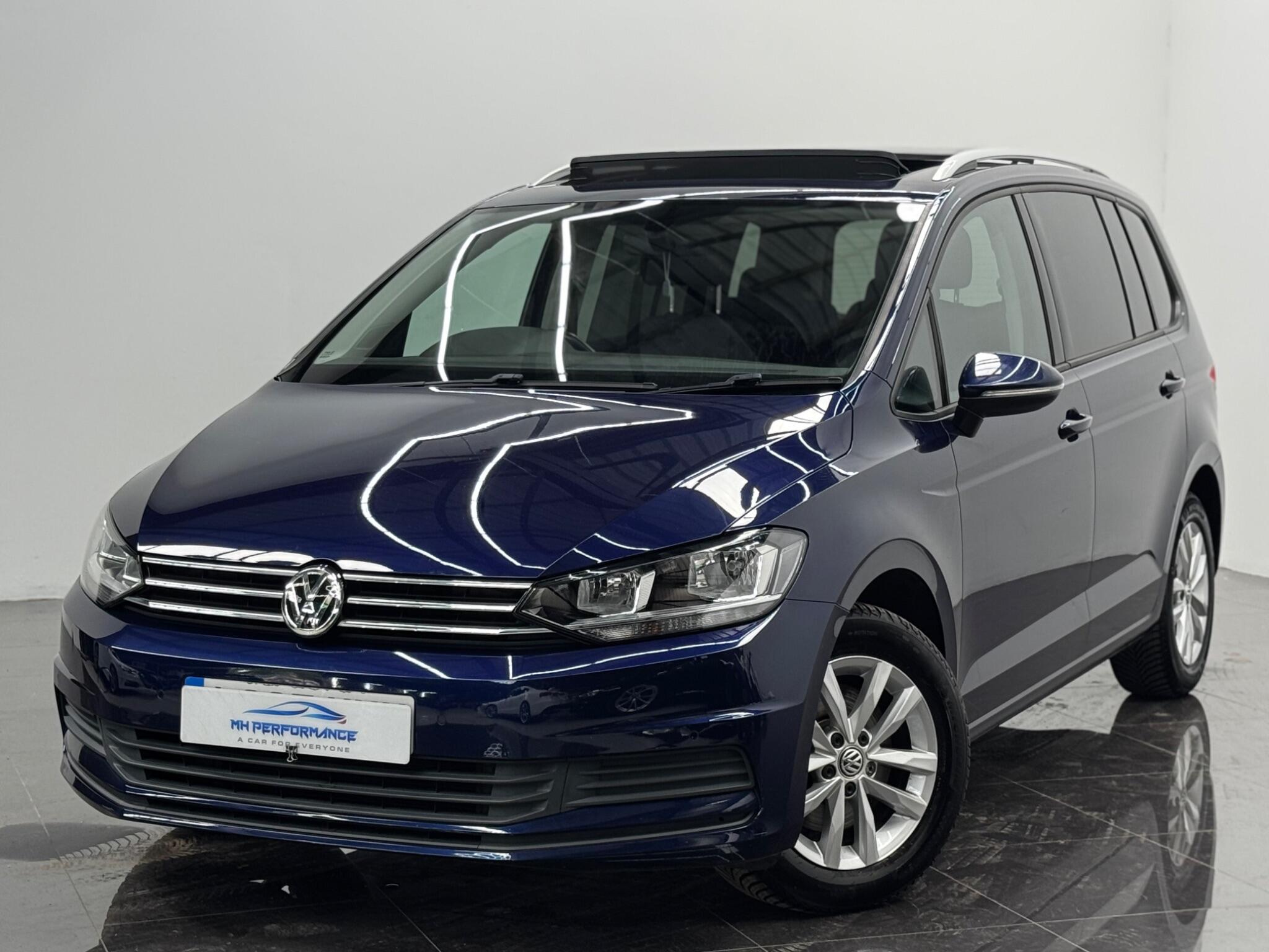 Volkswagen Touran view 37