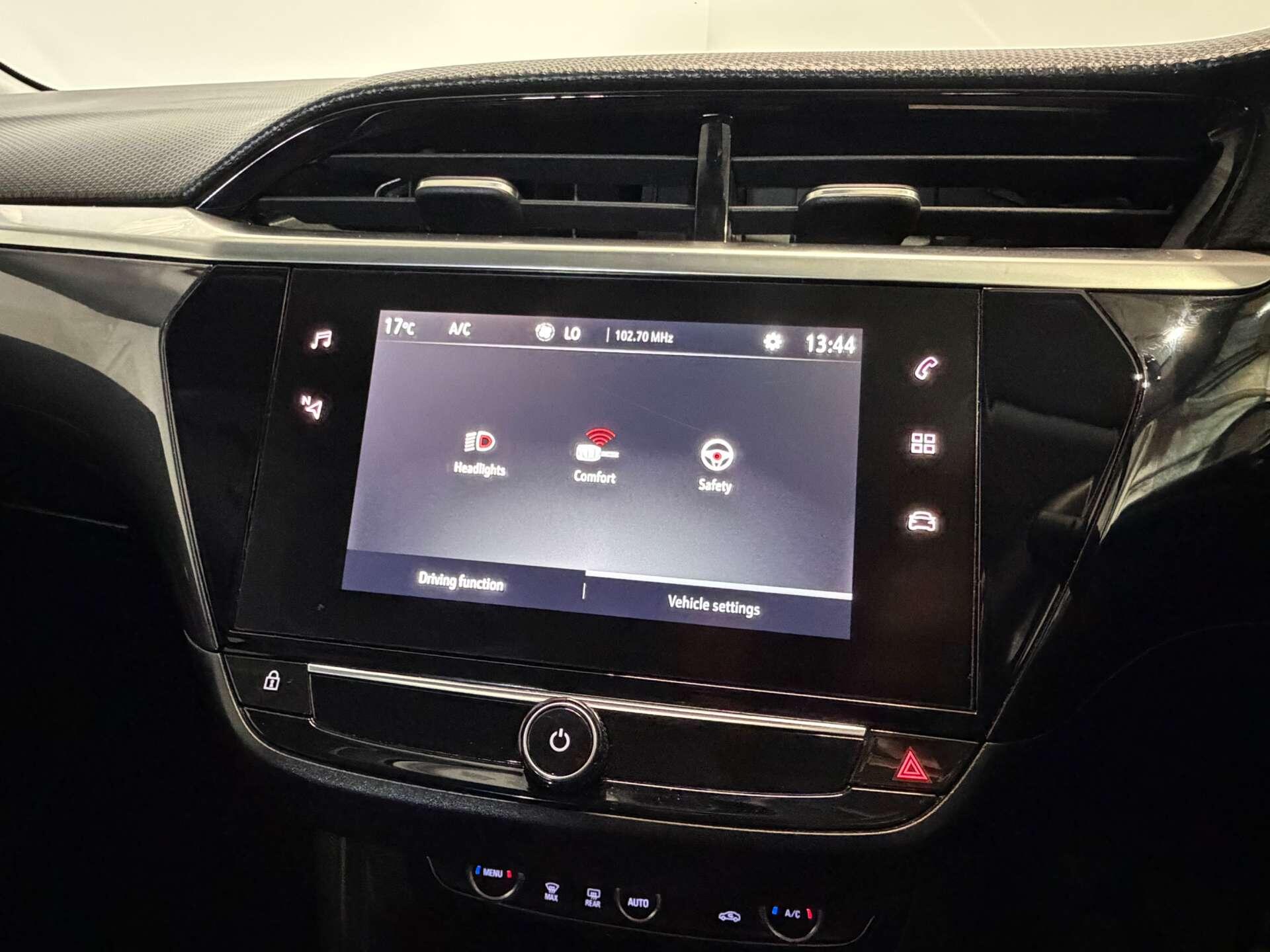 Vauxhall Corsa view 39