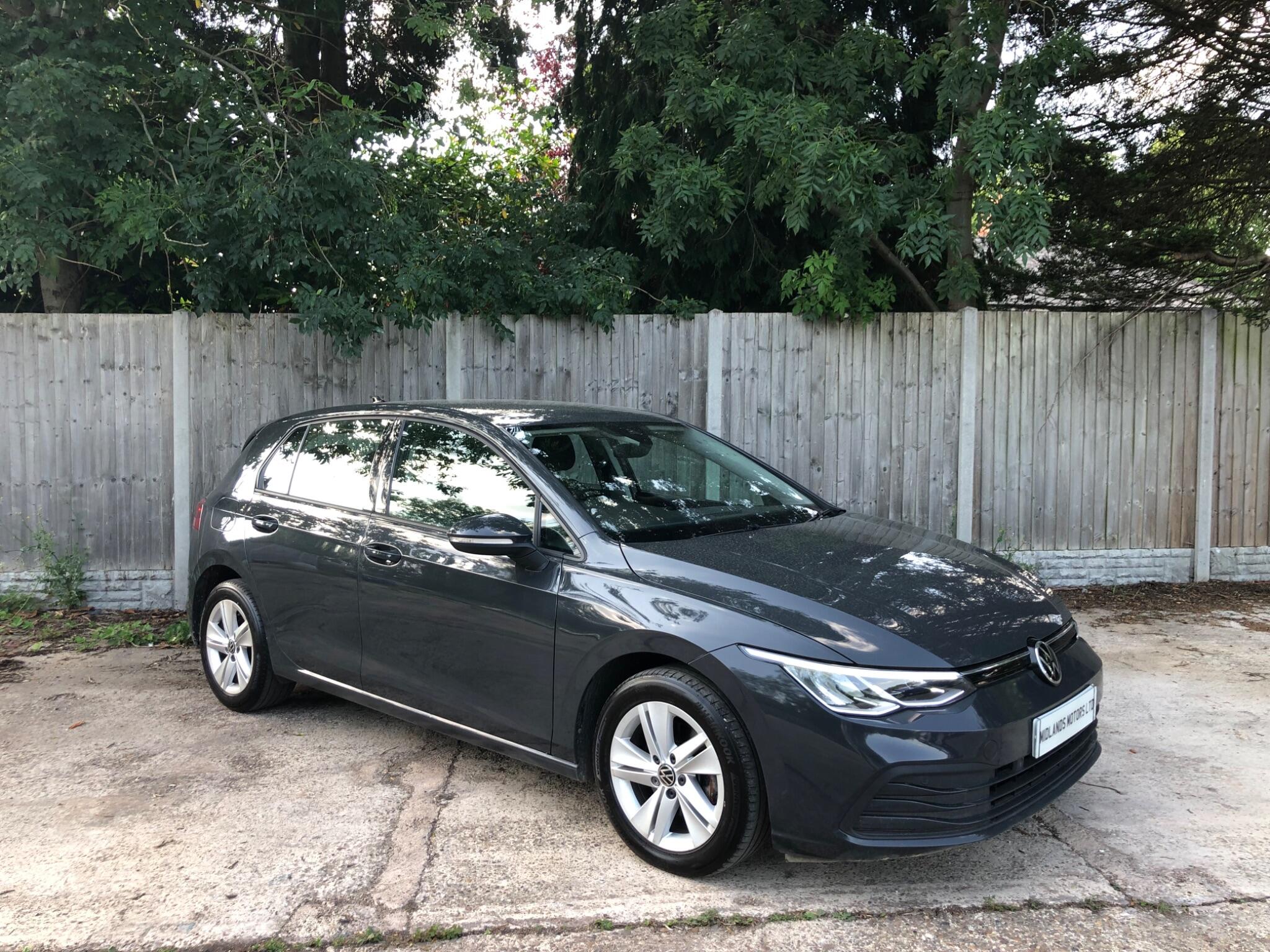 Volkswagen Golf view 5