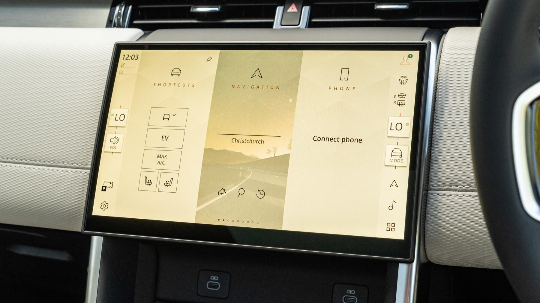 Land Rover Discovery Sport view 31
