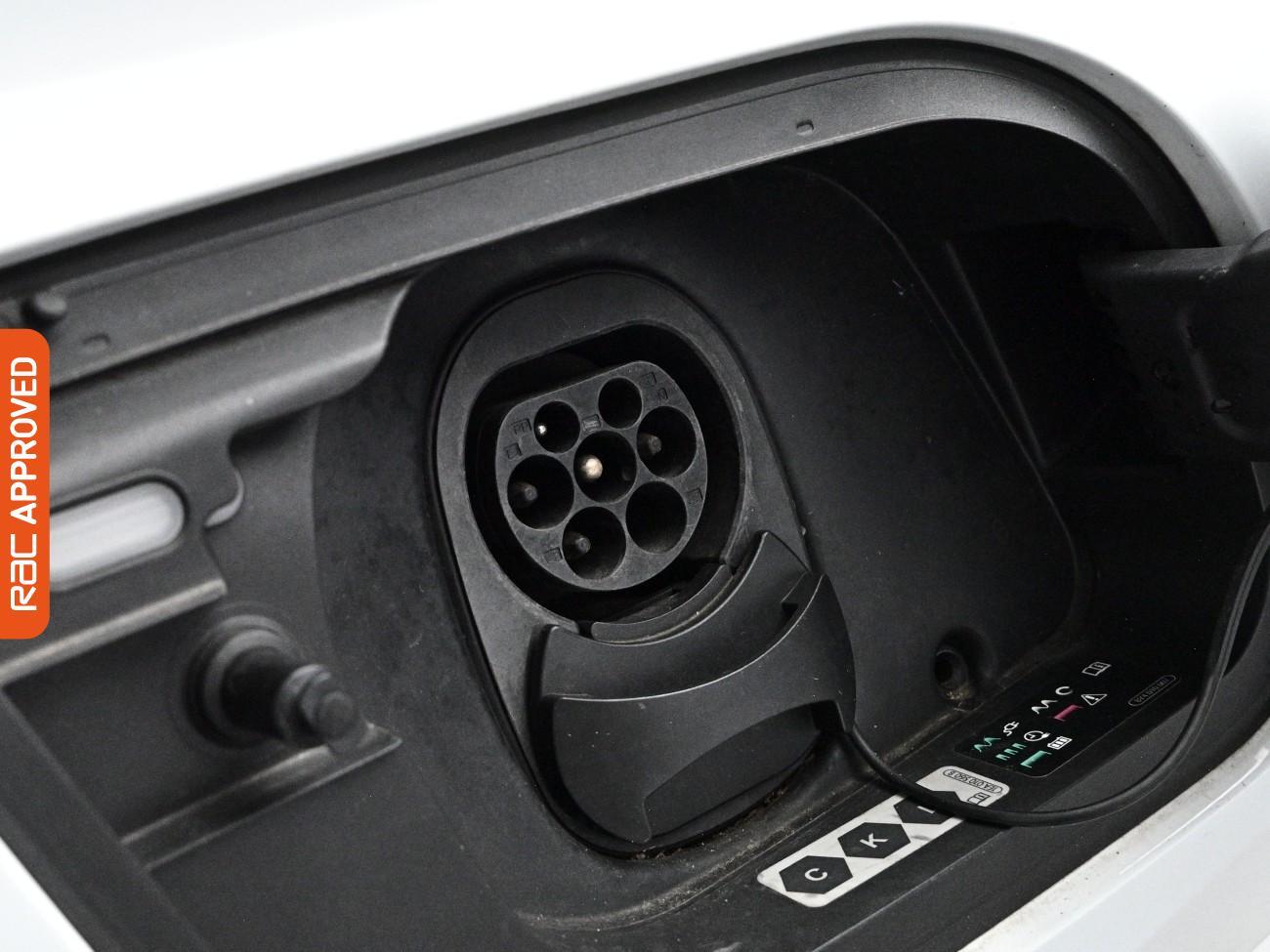 Audi Q4 E-Tron view 15