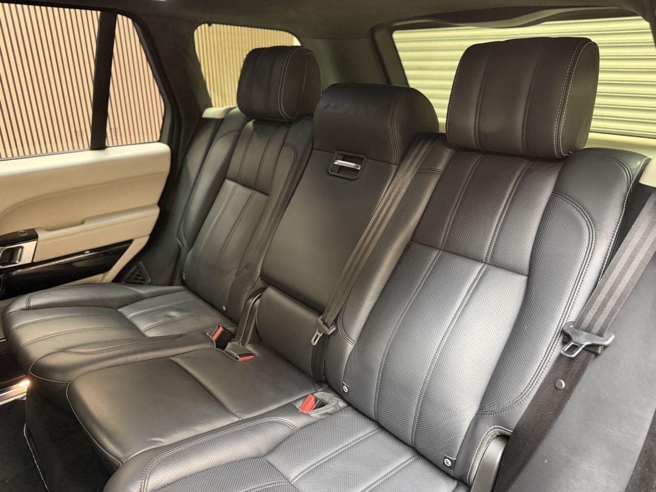 Land Rover Range Rover view 24