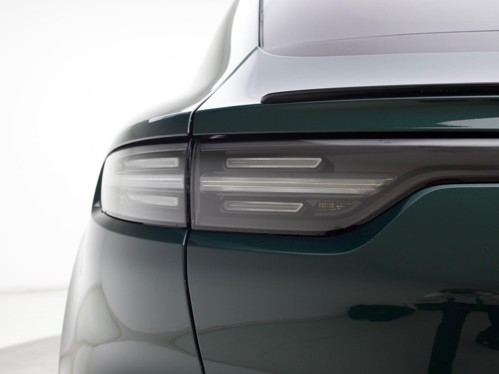 Porsche Cayenne view 20