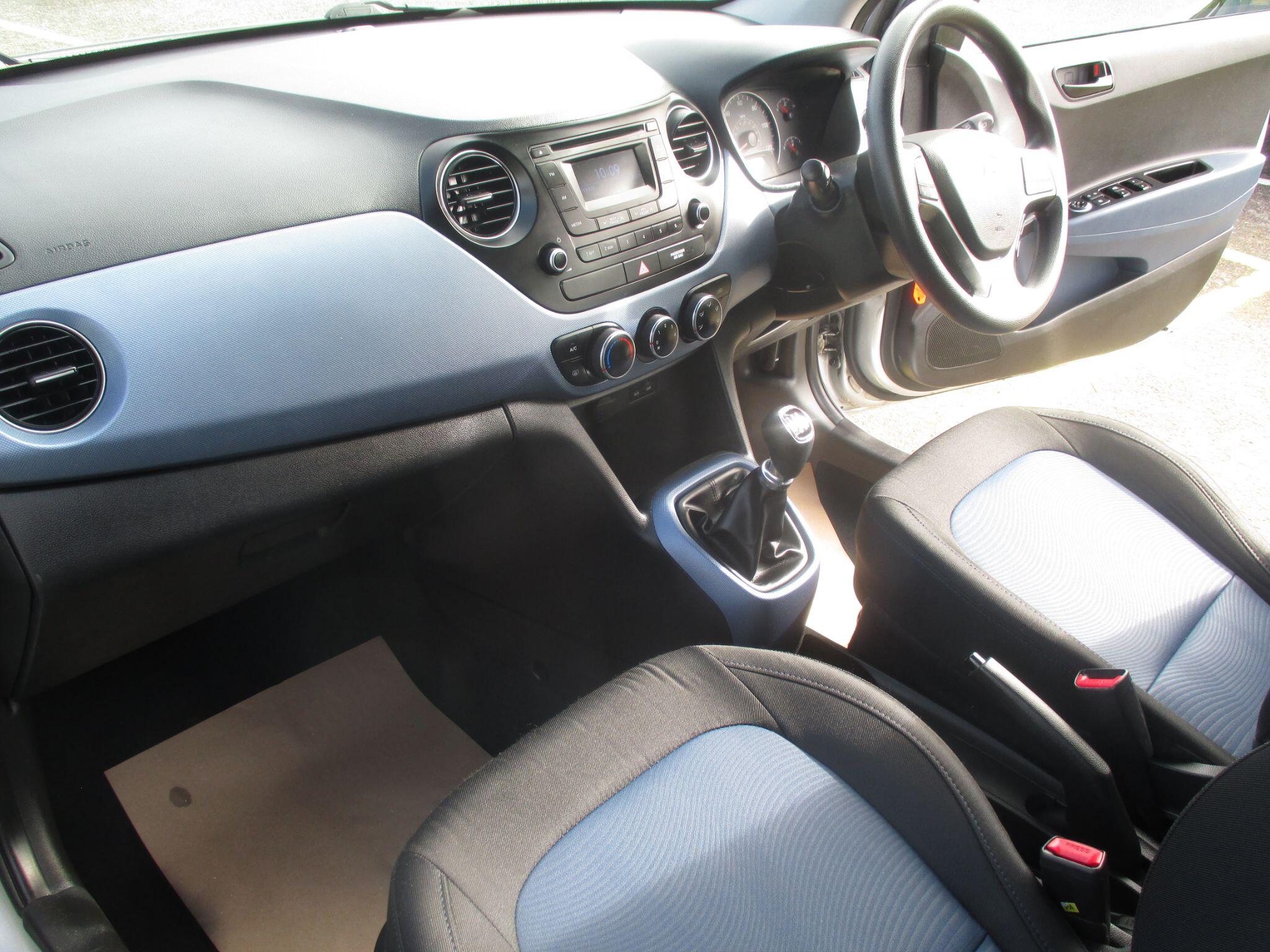 Hyundai I10 view 31