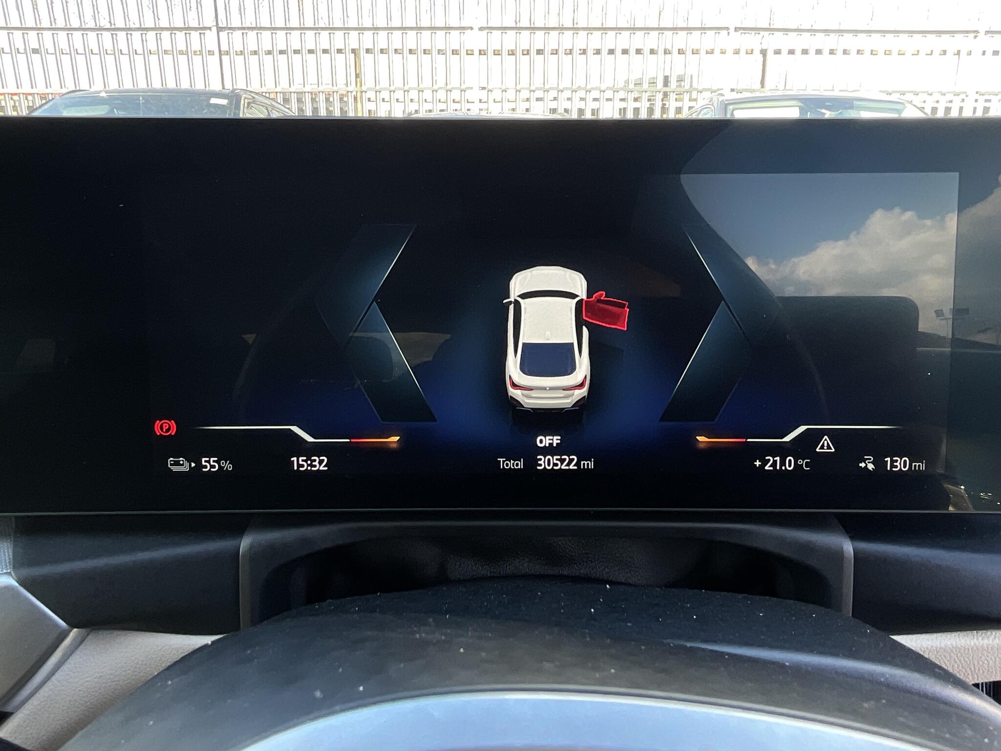 BMW I4 view 21
