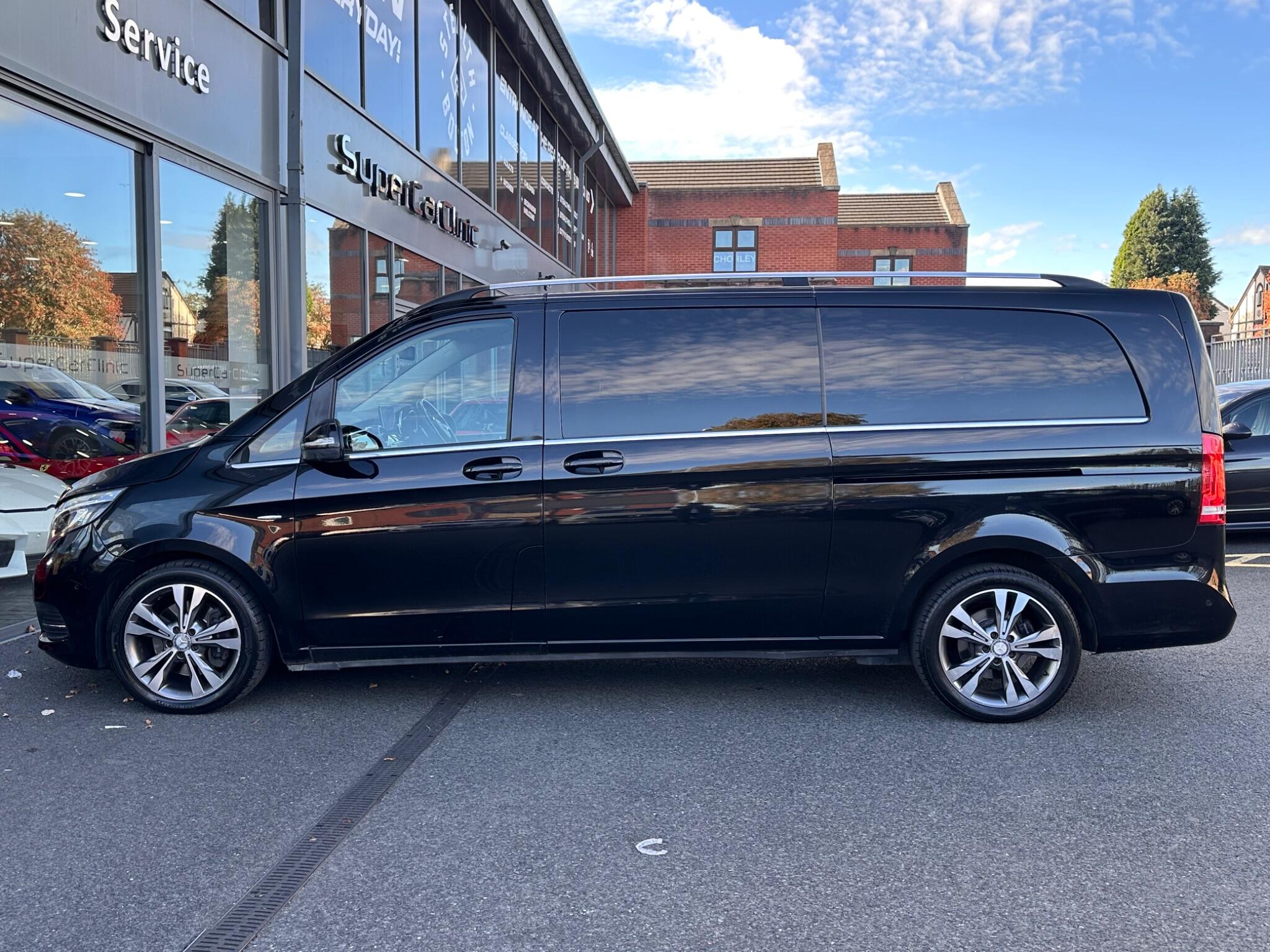 Mercedes-Benz V-Class view 6