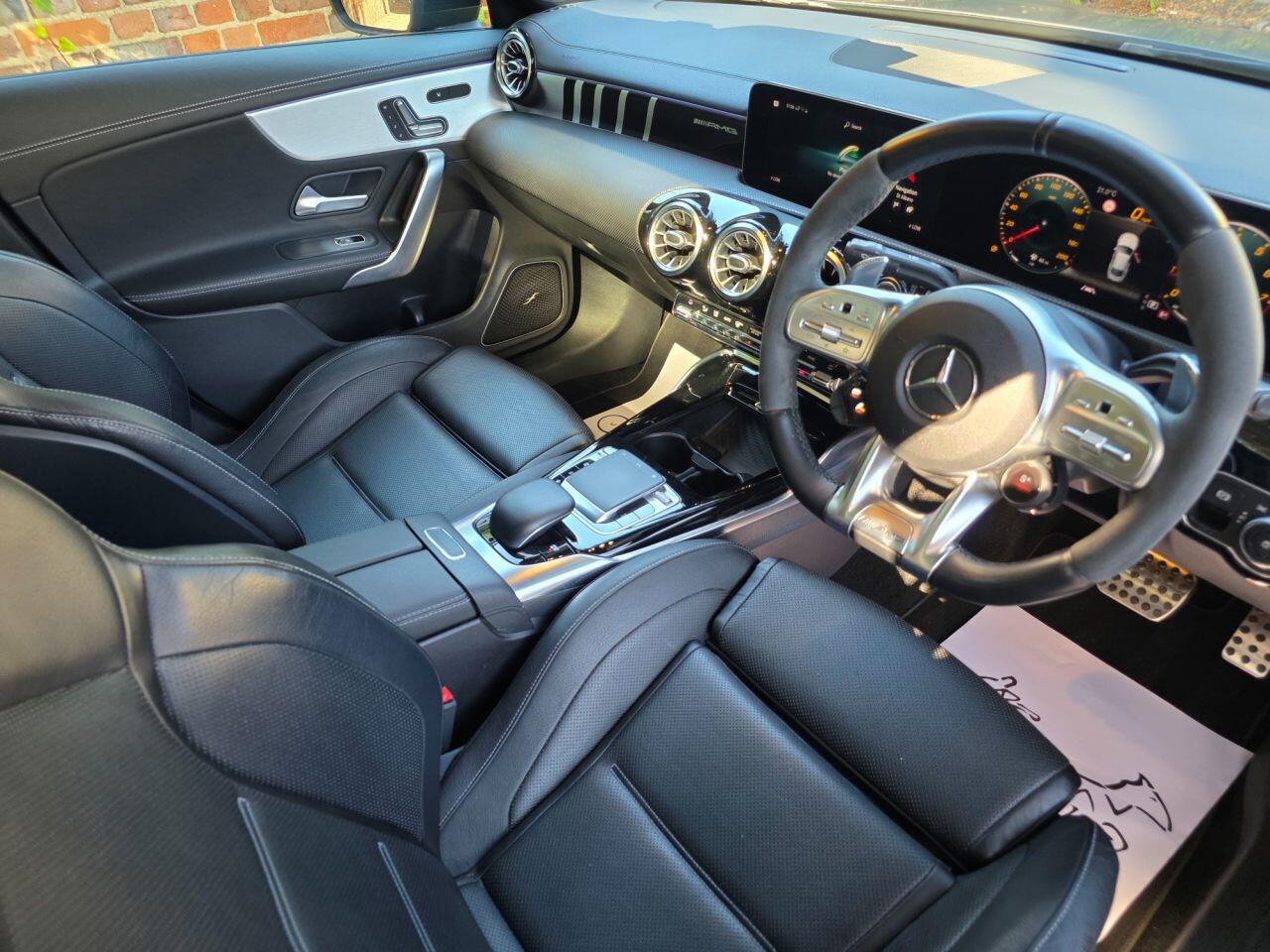 Mercedes-Benz Cla view 17