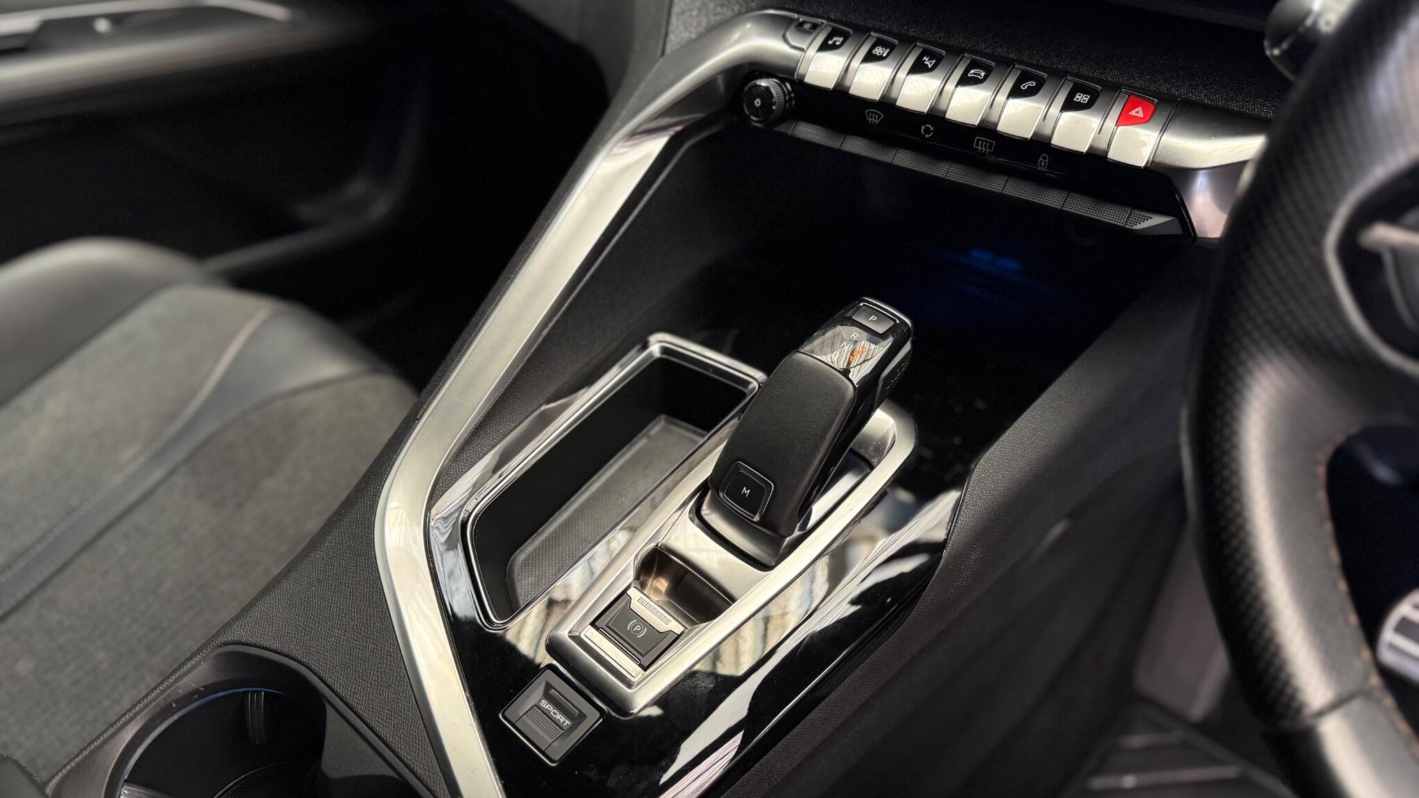Peugeot 3008 view 25
