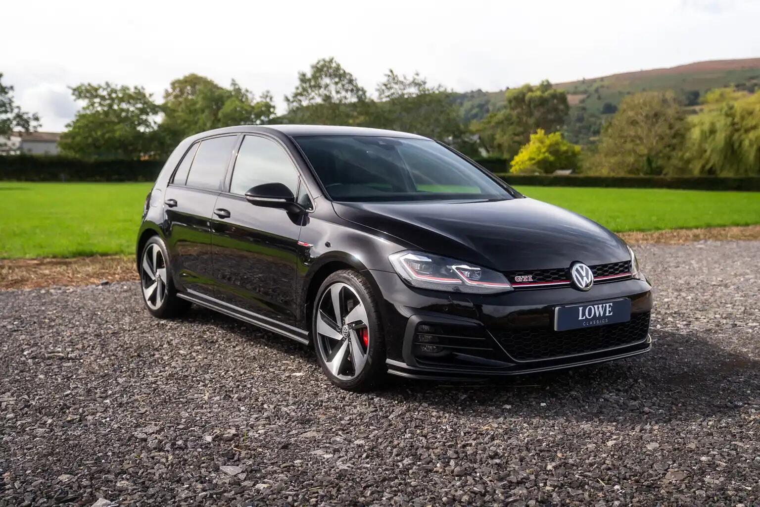Volkswagen Golf main image