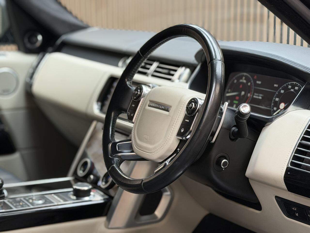 Land Rover Range Rover view 25