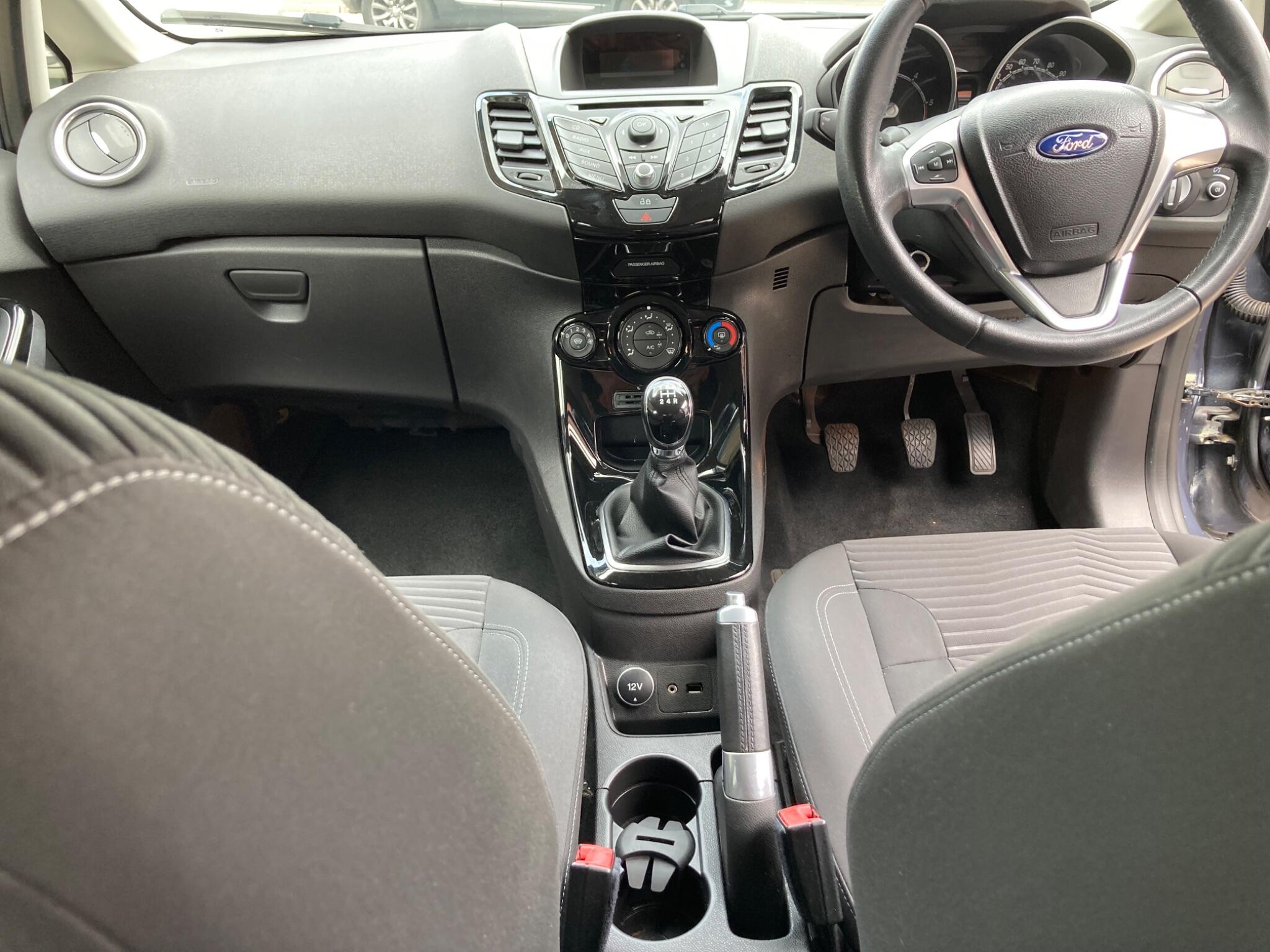 Ford Fiesta view 18