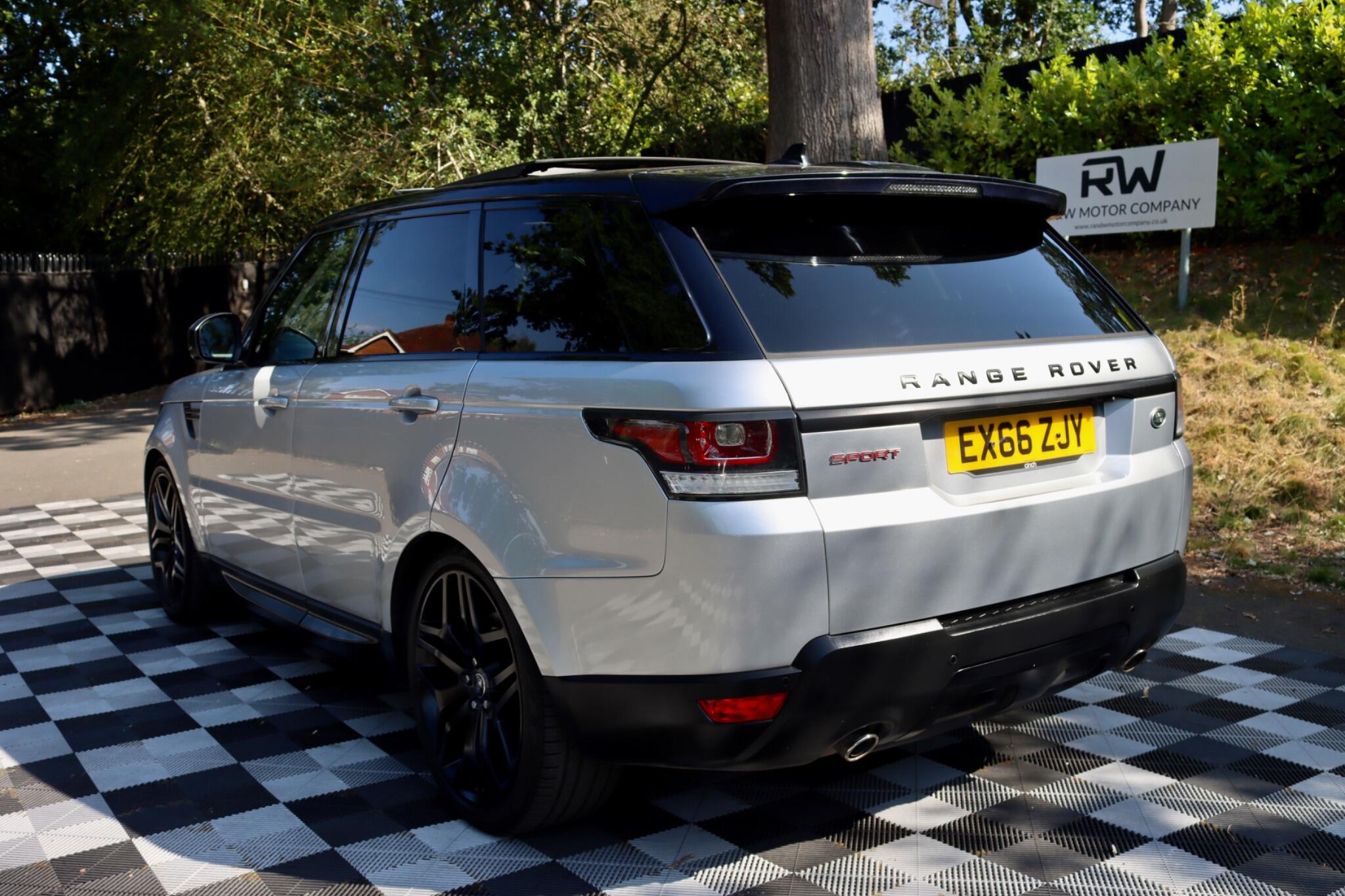 Land Rover Range Rover Sport view 28