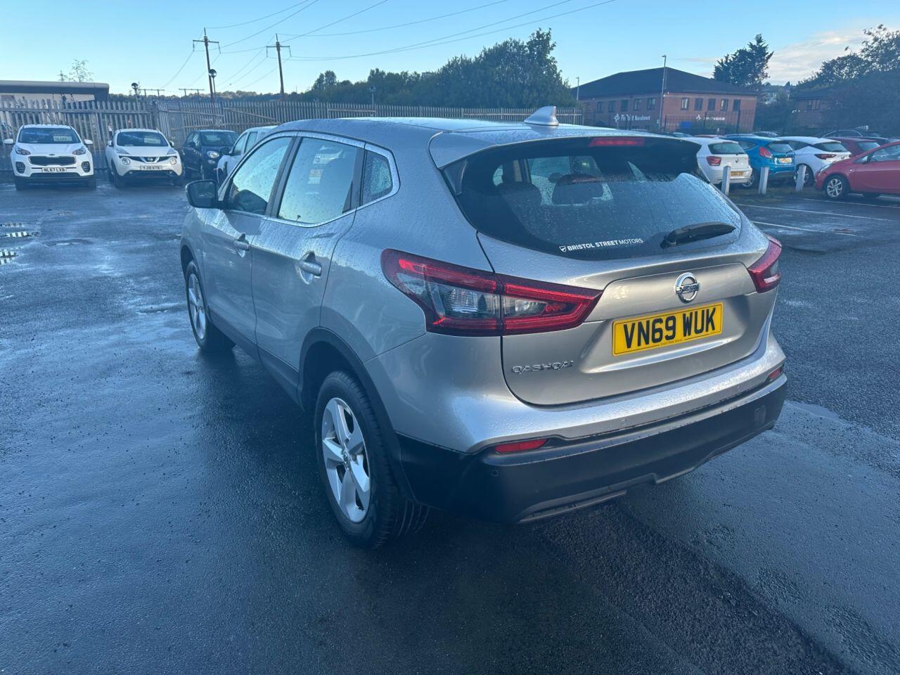 Nissan Qashqai view 17