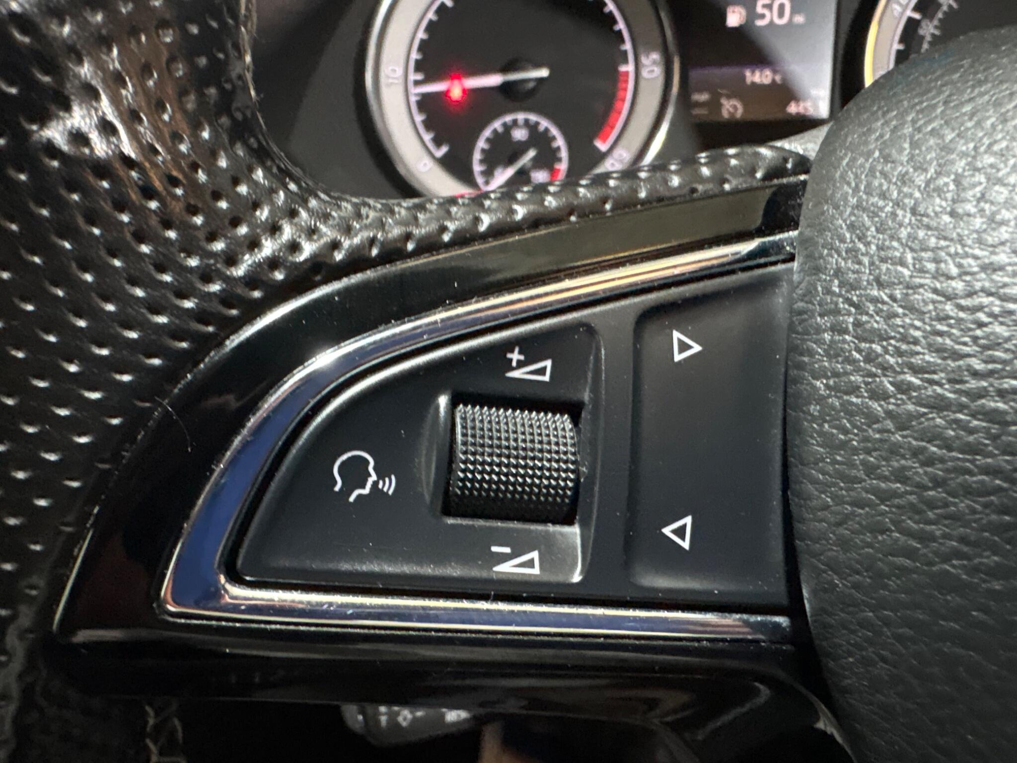 Skoda Superb view 34