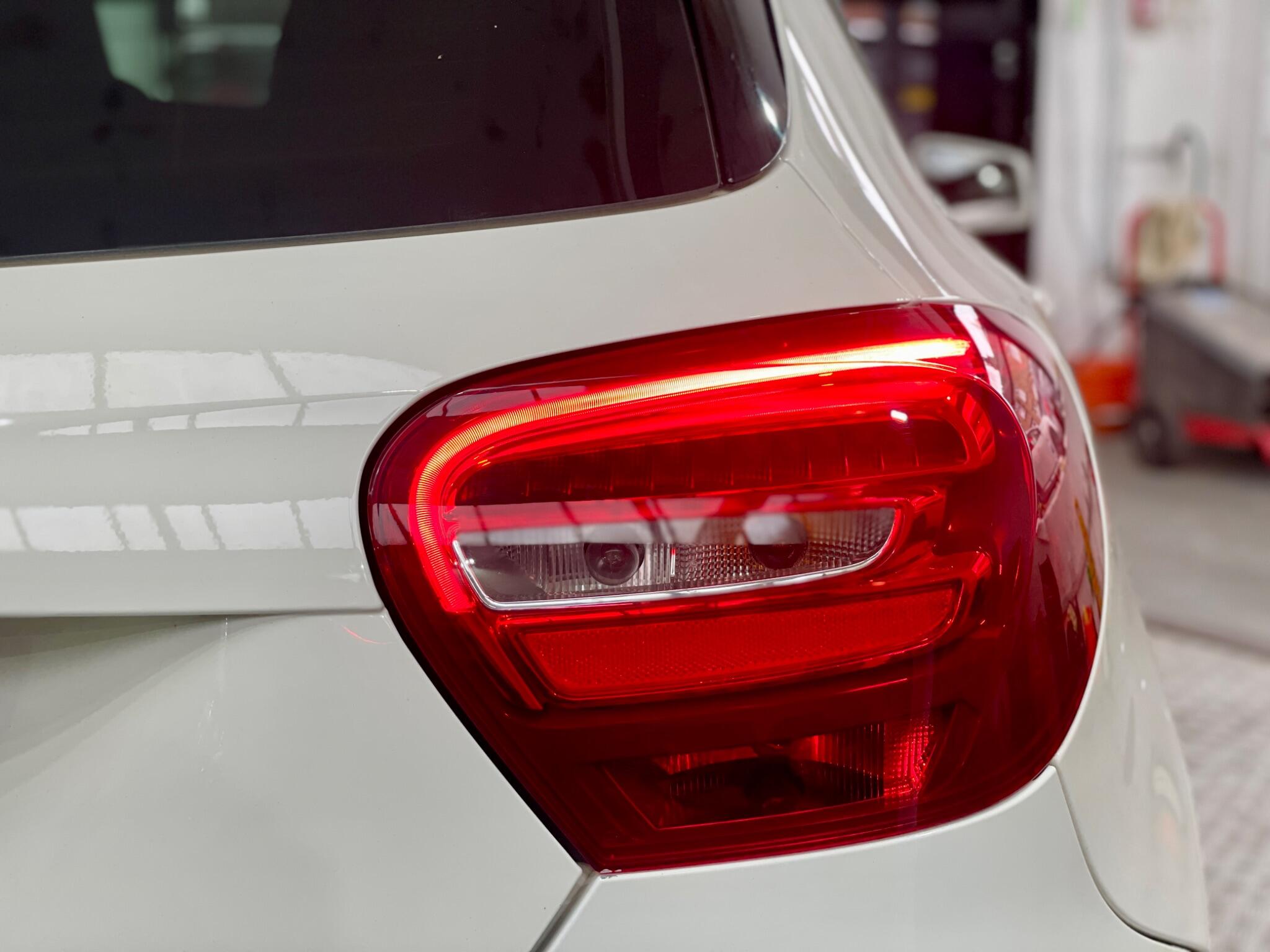 Mercedes-Benz A-Class view 21
