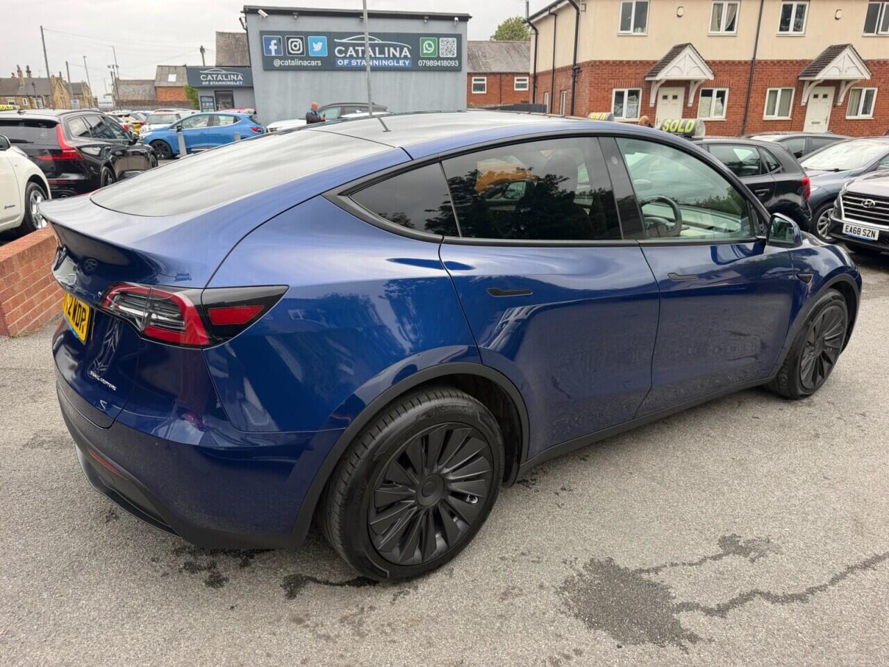Tesla Model Y view 24