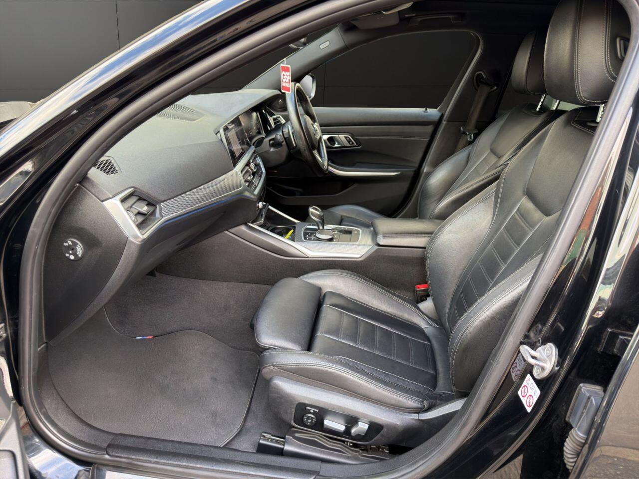BMW 3 Series view 12