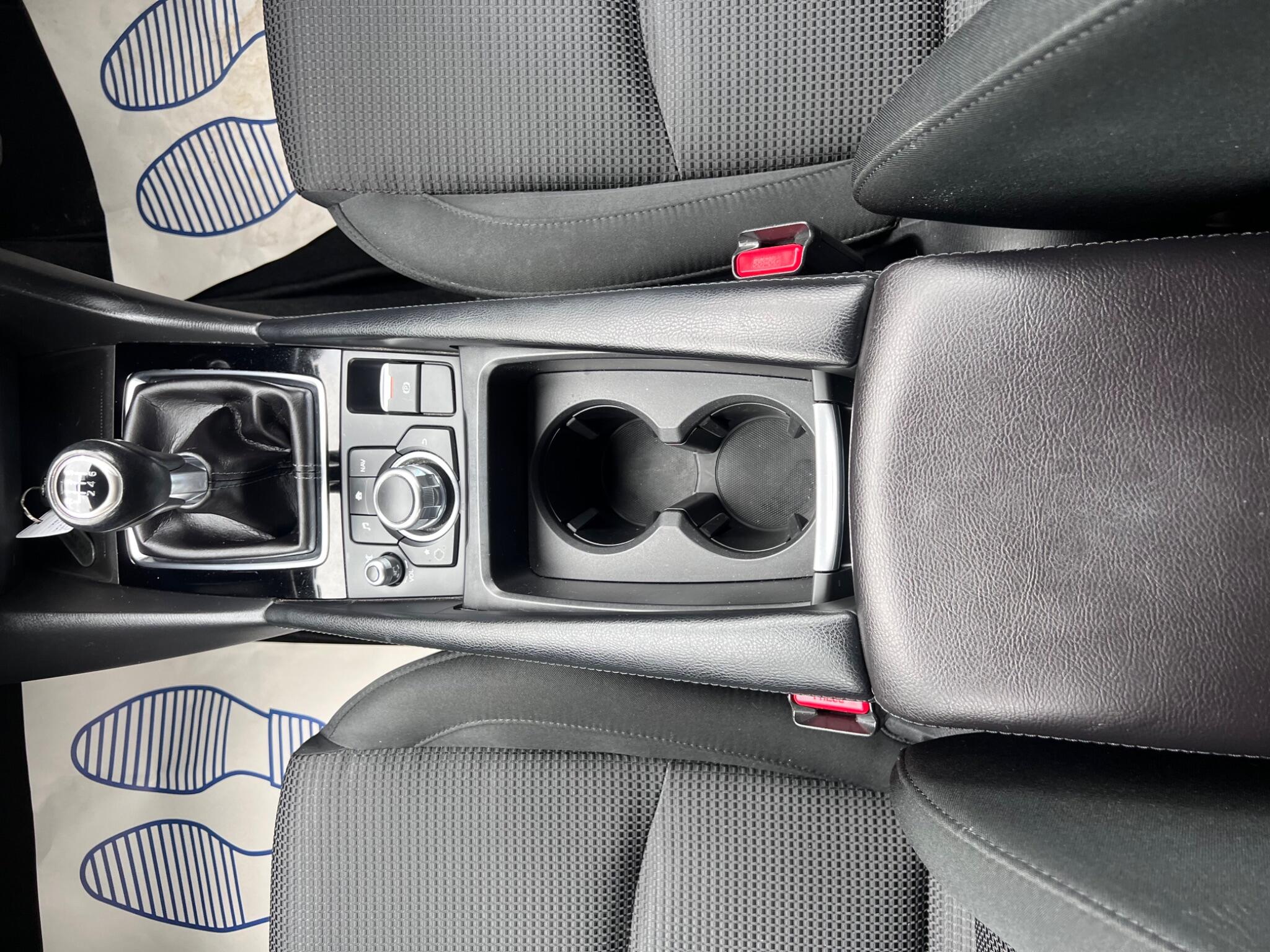 Mazda Mazda3 view 40