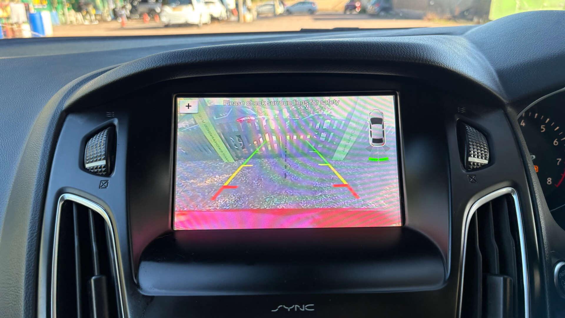 Ford Focus view 30