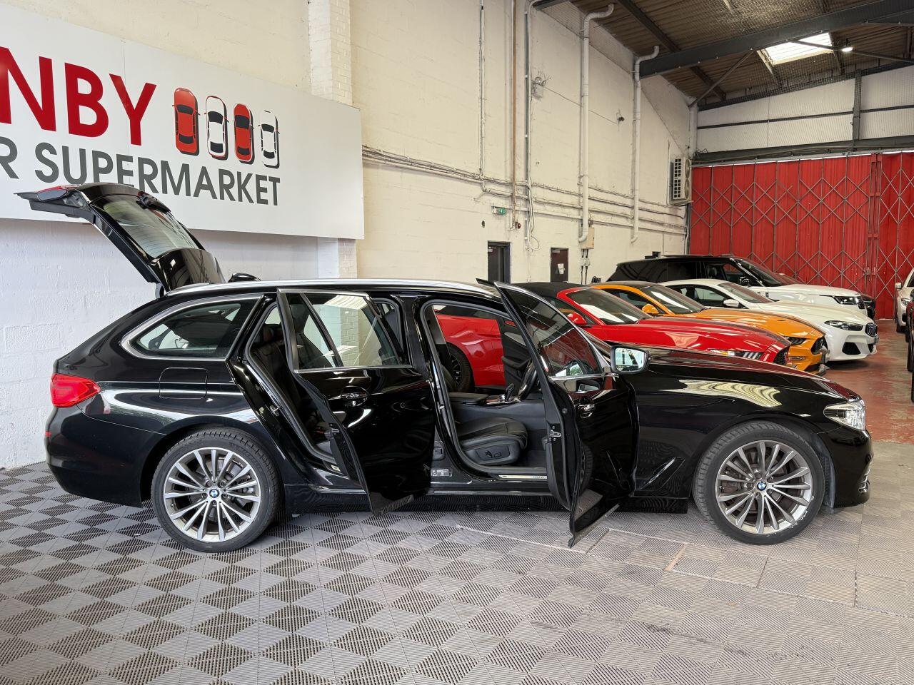 BMW 5 Series view 14